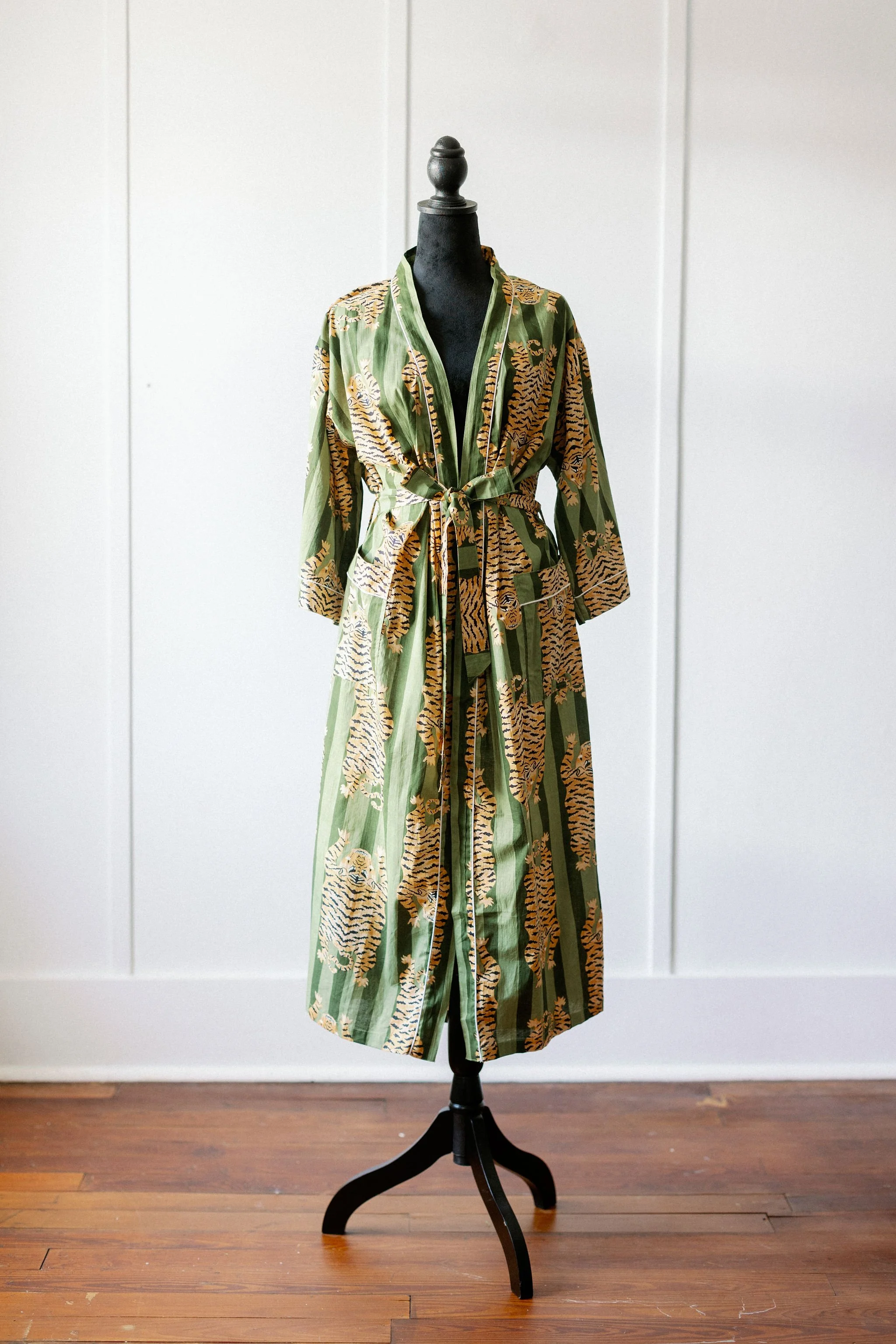 AliBoutique0004.jpg