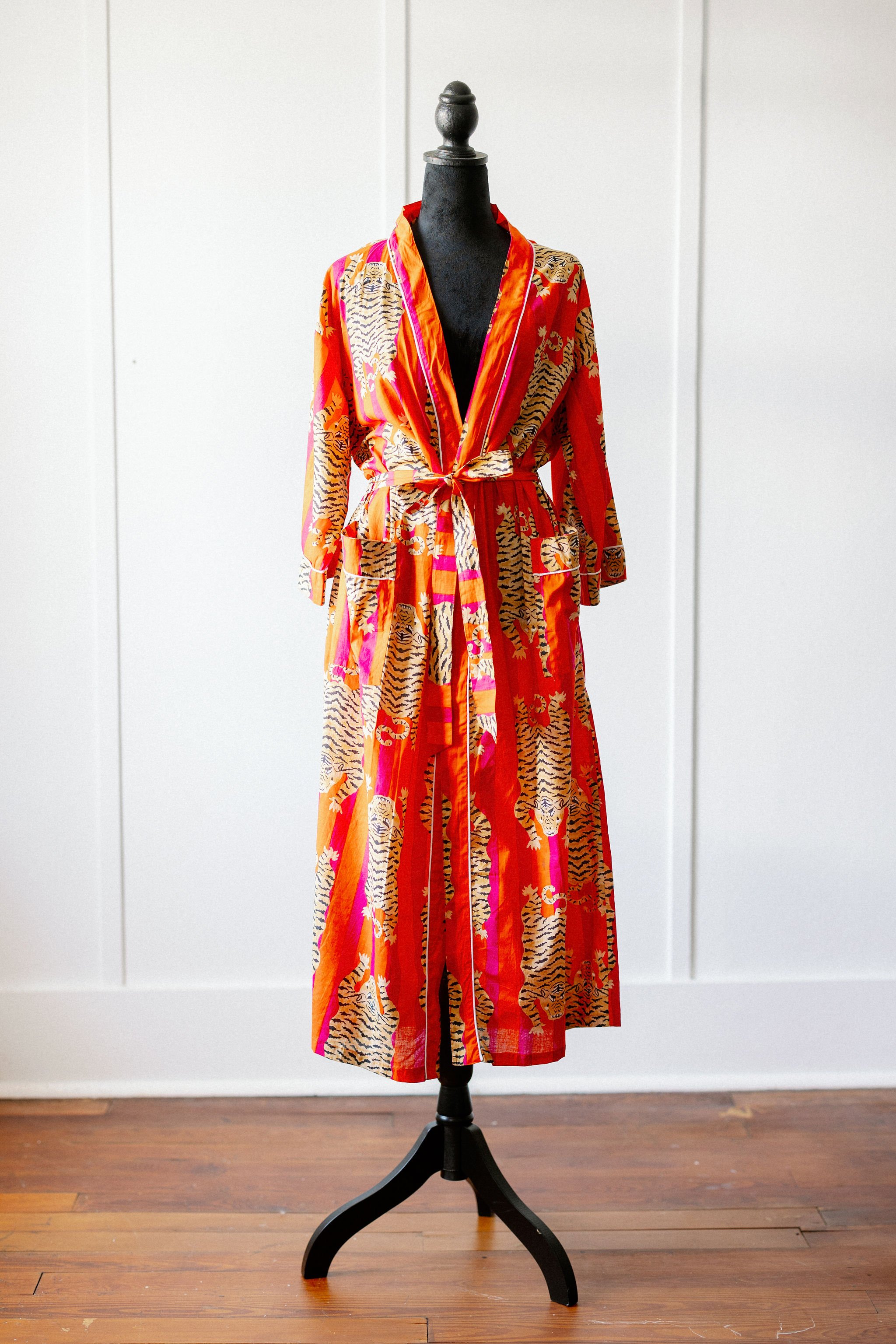 AliBoutique0001.jpg