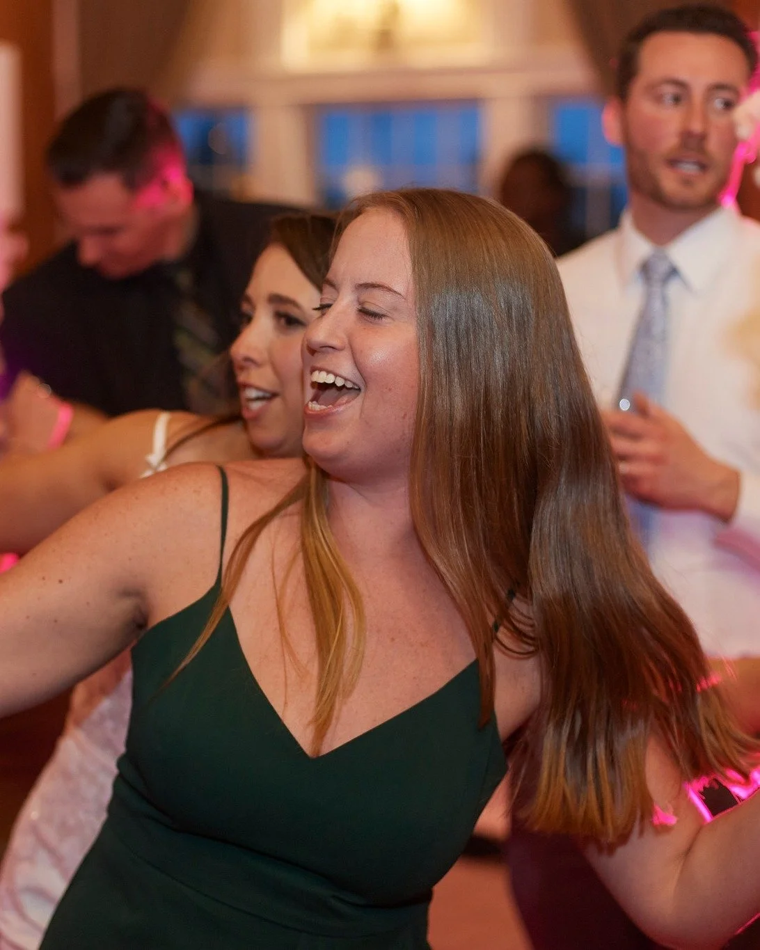 We call this 🙌 Dance Floor Reactions 🙌

Photos by @justushenryphotos
Venue @bonnetislandestate
Caterer @merrimakerscaterers
Music By @djjaymurch @onthebeatfx

#njwedding #bonnetislandestate #weddingDJ #gettingmarried #weddinglooks #jerseyshoreweddi