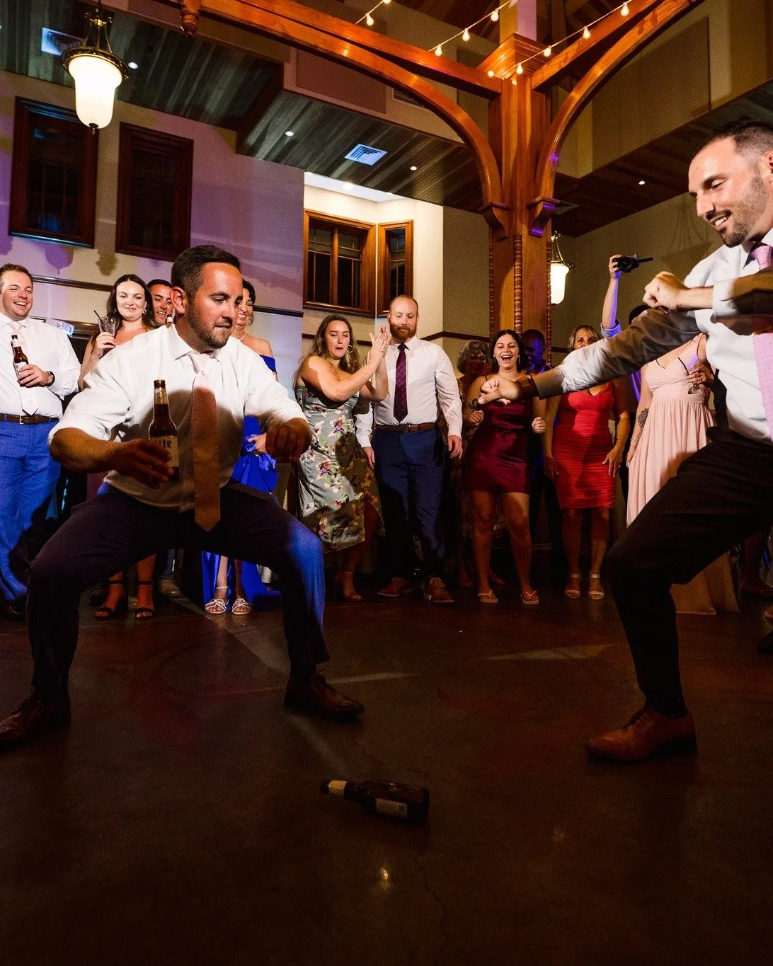 It's #worldhealthday so we're posting a healthy dance floor 🙌🌍💍

Venue at Knowlton Mansion
Caterer @conroycatering
Photos by @soultstudios
Music By @djjaymurch @onthebeatfx

#phillybride #phillywedding #weddingdj
#KnowltonMansion #knowltonmansionw