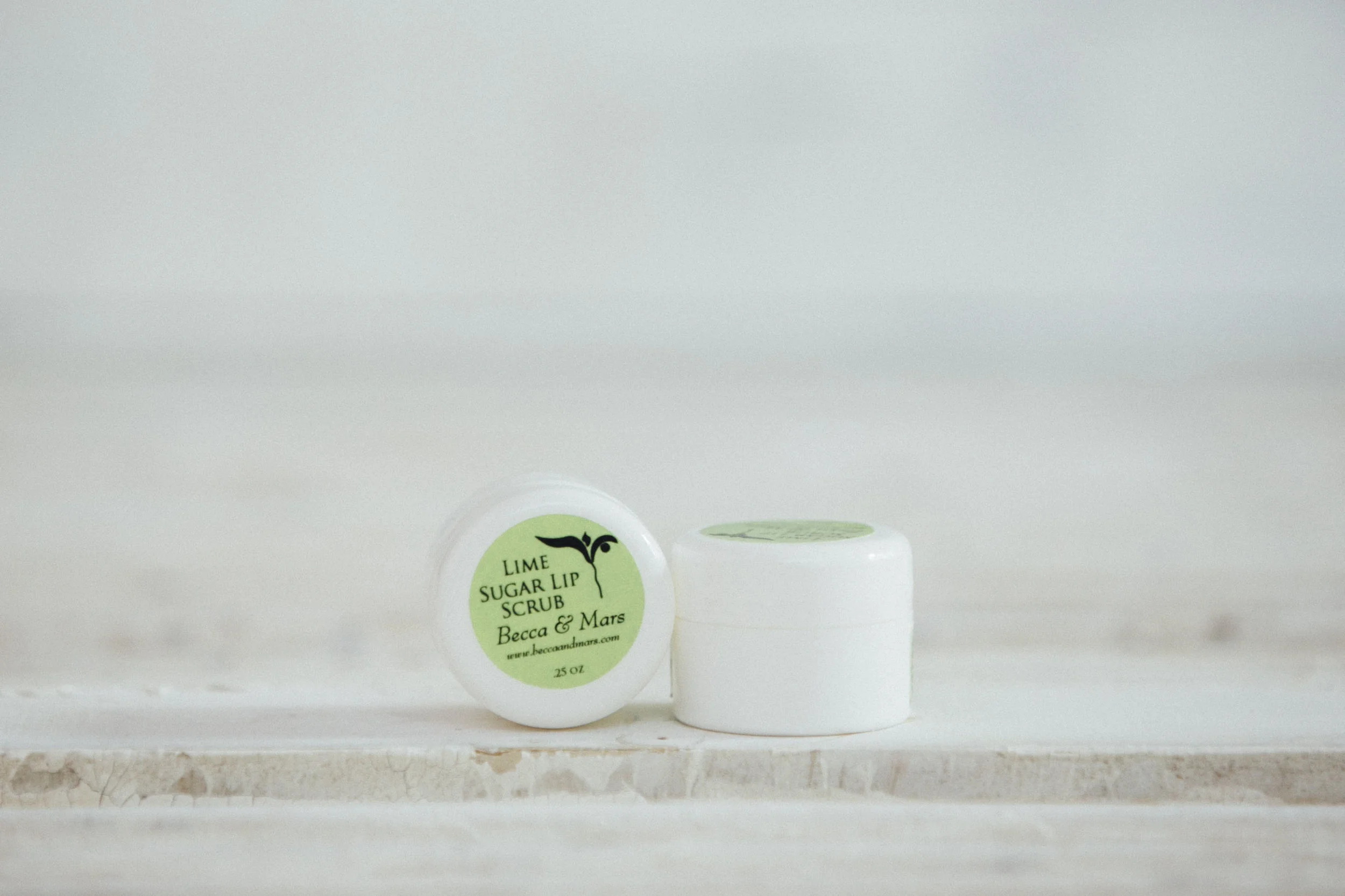 Becca & Mars Lime Lip Scrub