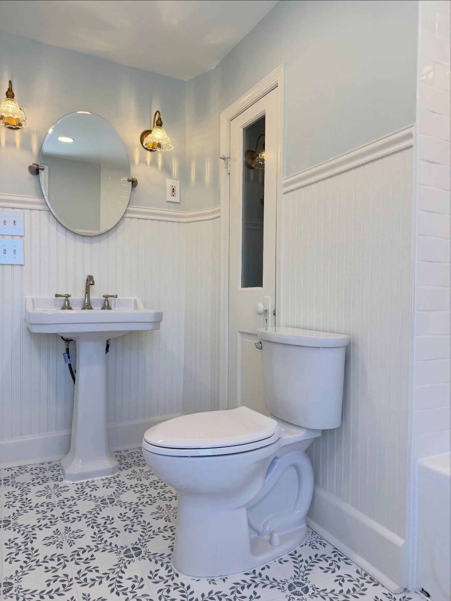 The most impactful renovations don&rsquo;t start with finishes&mdash;they start with clarity.

In this bathroom, our focus was on rebalancing light and reducing visual noise so the space could better support everyday use. Once that foundation was in 