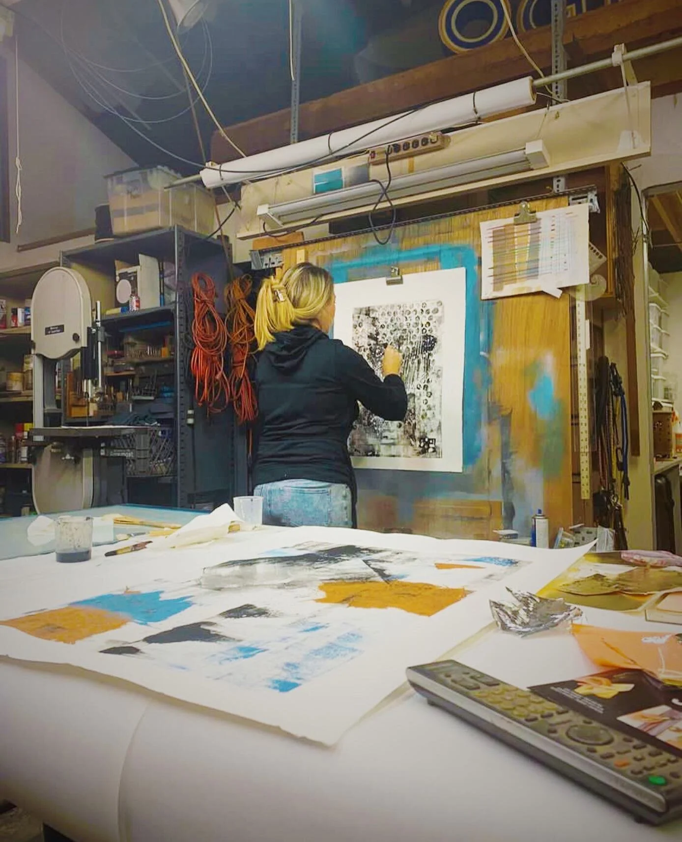 Working intently on a monotype in the studio. The studio is our shared space where our family creates. My mom worked as an independent floral designer in one room, my dad threw pottery in another, and I made a creative mess of whatever I could hot gl