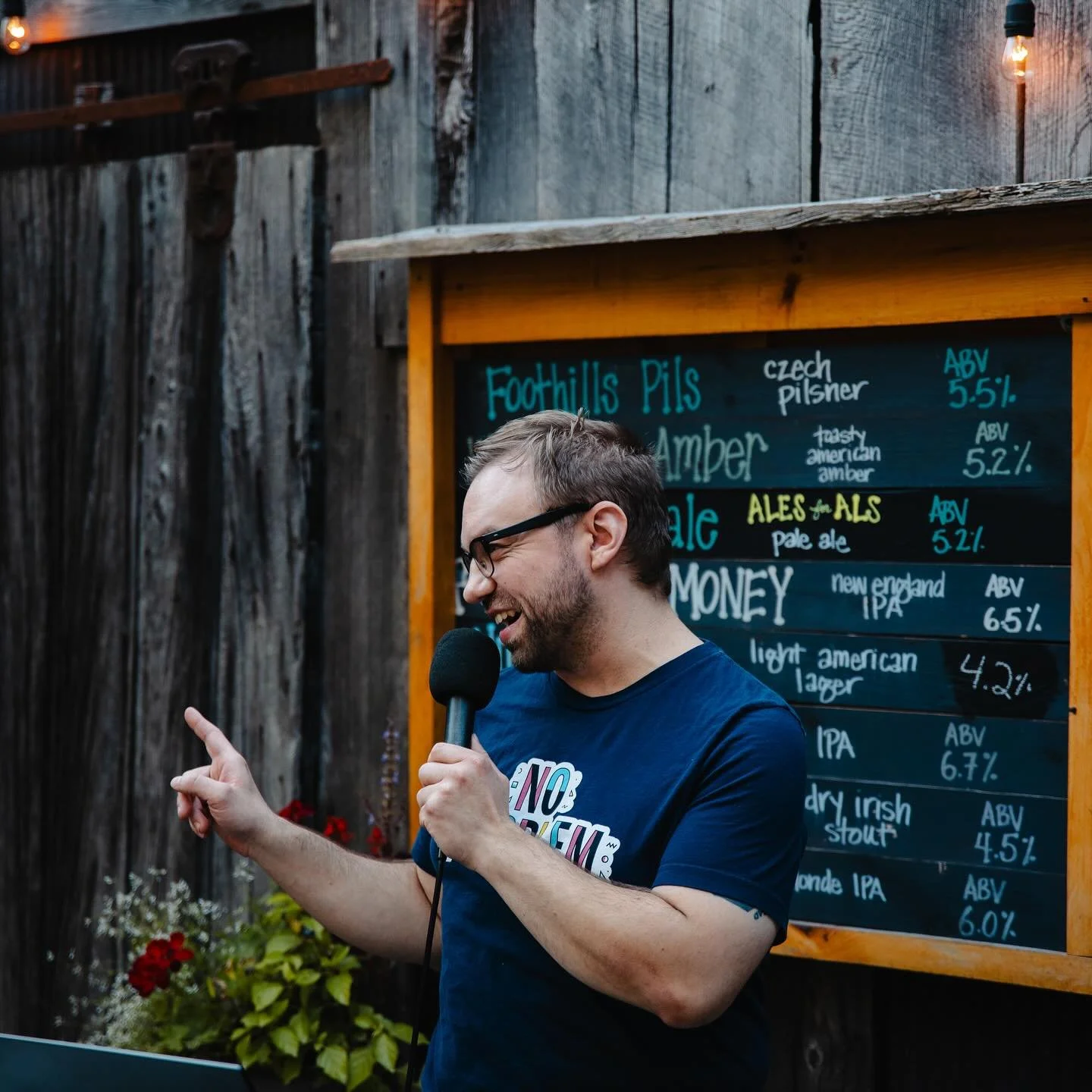 Trivia Night with @natchristiana this evening starting at 6pm! Have you tried our fall cocktail? A wonderful spiced mule crafted with our neighbors at @murraysfools! Dinner service by The Coop. #Thursday #fall #trivia #cocktail #moscowmule #beer
