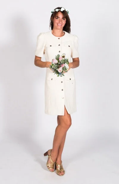 Location-vêtements-mariage-Jules-et-moi-robe-blanche-MAJE-couronne.jpg