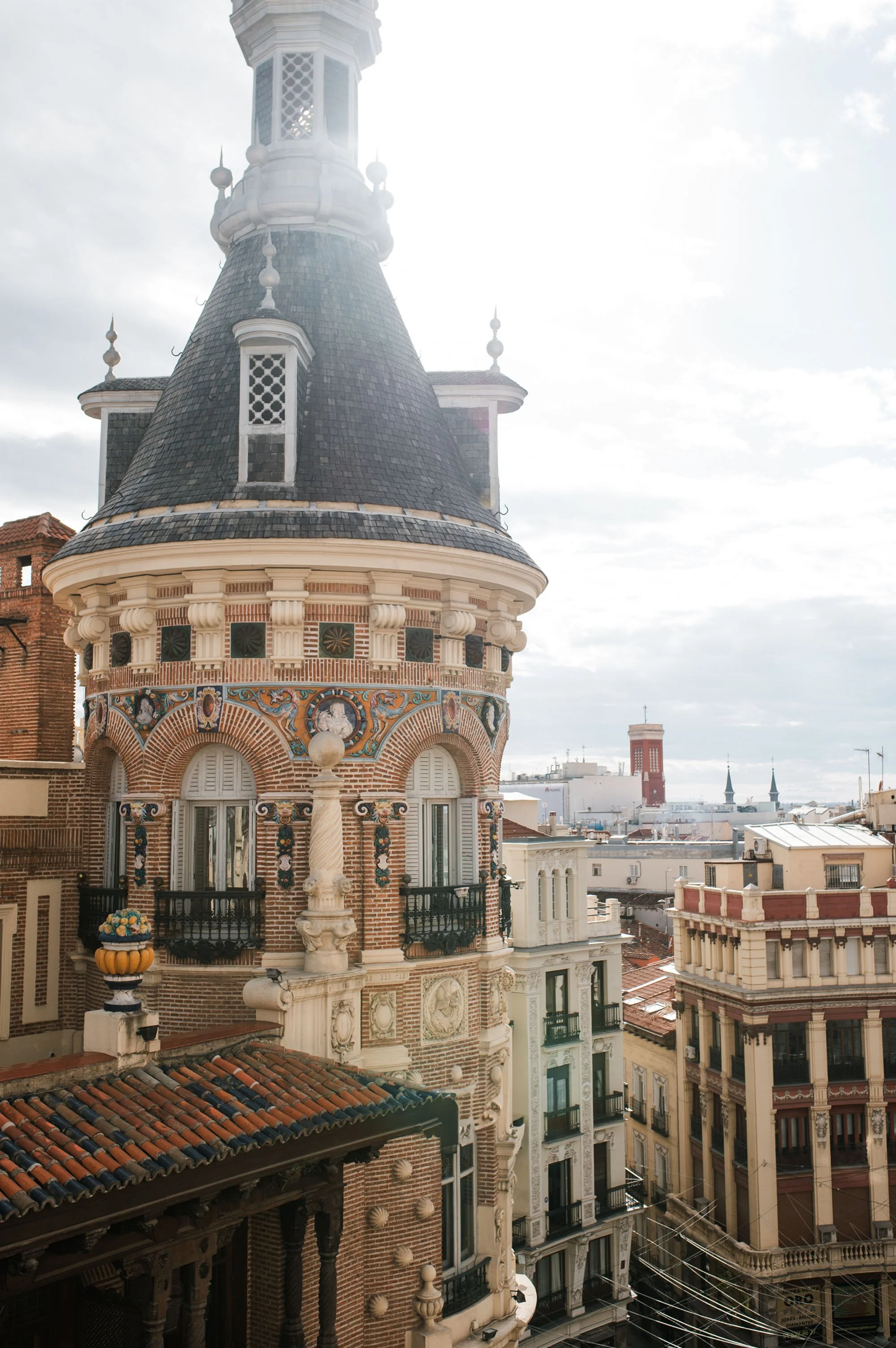 Journée radieuse à Madrid : noces castillanesjpg