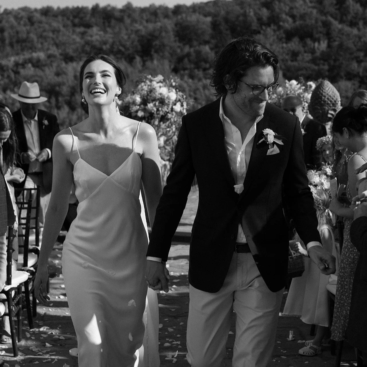 D&eacute;couvrez le mariage &agrave; l&rsquo;italienne vu par @danieletorella_photography Daniele Torella 

Inspir&eacute;e par la publicit&eacute; de mode, sa photographie transforme chaque instant en des sc&egrave;nes &eacute;clatantes, o&ugrave; l