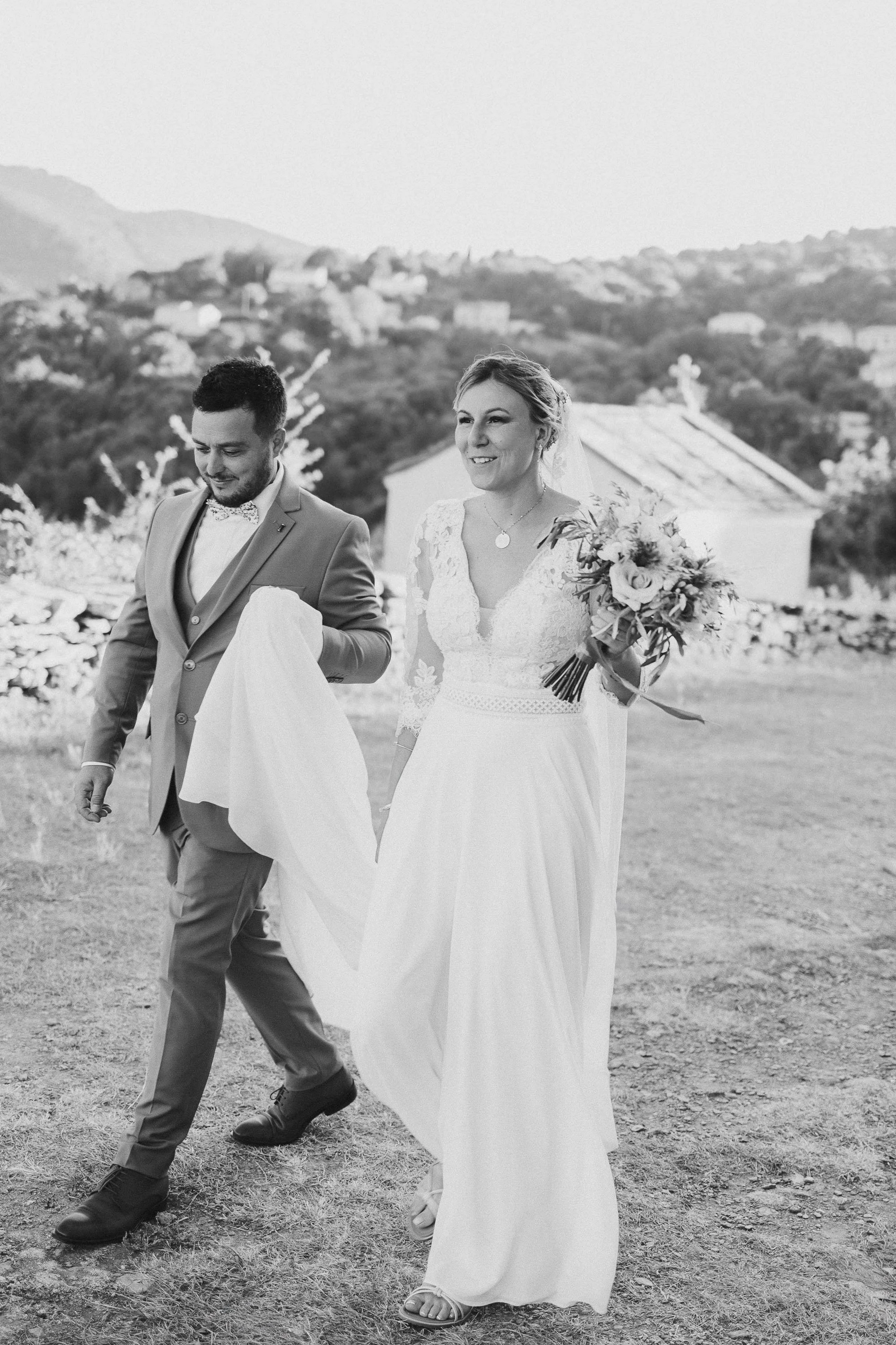 Séance photo de mariage en Corse : guide complet