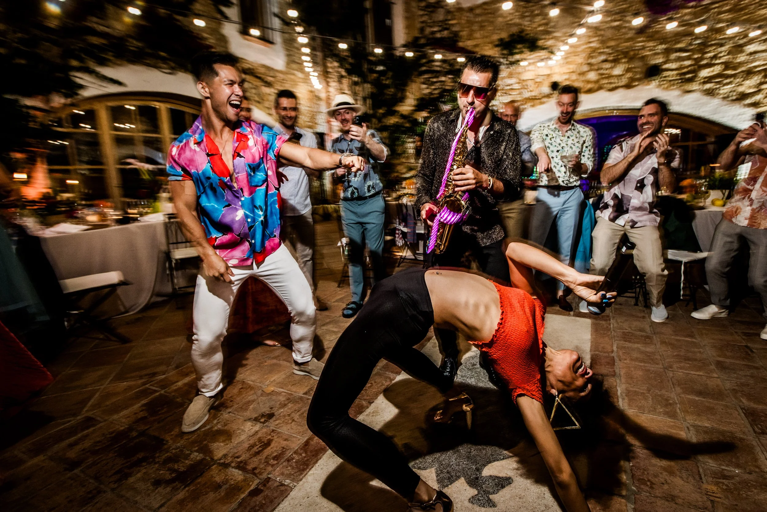 The documentary and luminous photography of Andreu Doz.