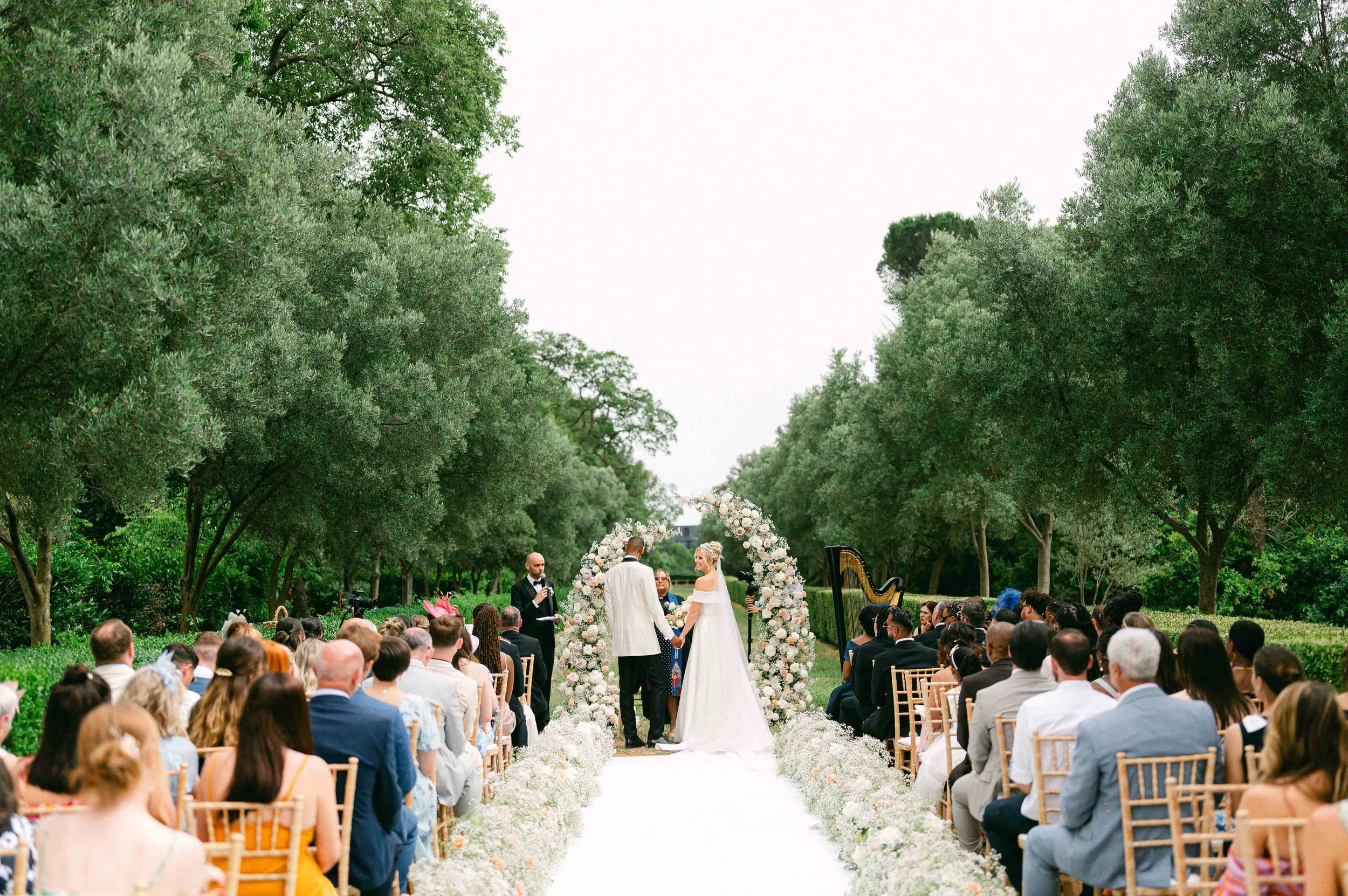 Mariage_CharlotteChristopher_8juin2024_ChateaudeFlaugergues-236.jpg
