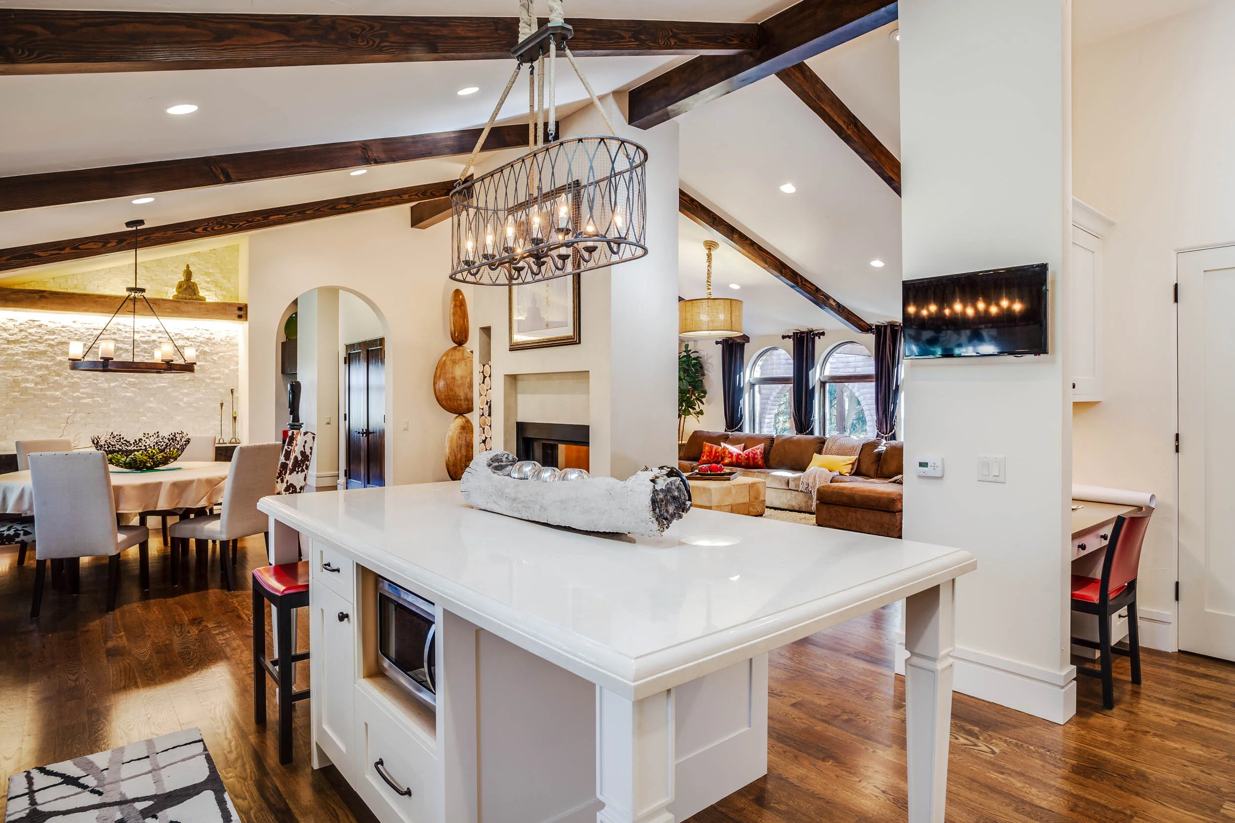 Interior Designer: Barbara McIntyre