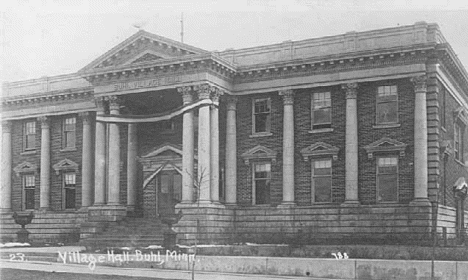Buhl Village Hall 1920 (MNHS).gif