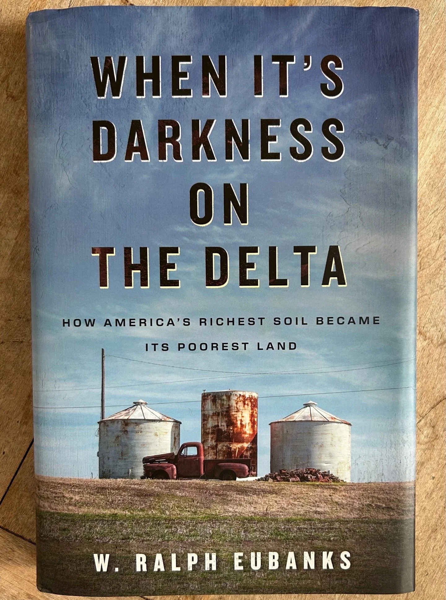 This by @wreubanks is a searing accounting of how the MS Delta became what it is. I consider the Delta my home; I know it even more deeply now. #Mississippi