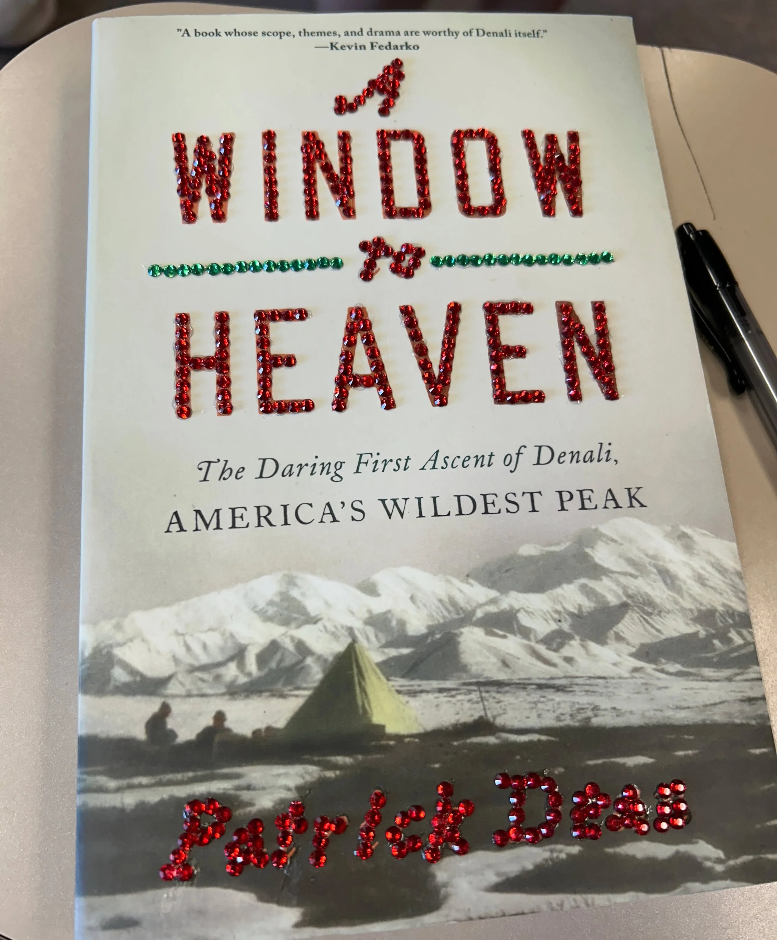 @sewaneeyoungwriters Week Two:
1 My first book bedazzled, thx to one of my students
2 The generosity of #Sewanee writers like @my19thcentury who came to our class
3 Gettin' literary