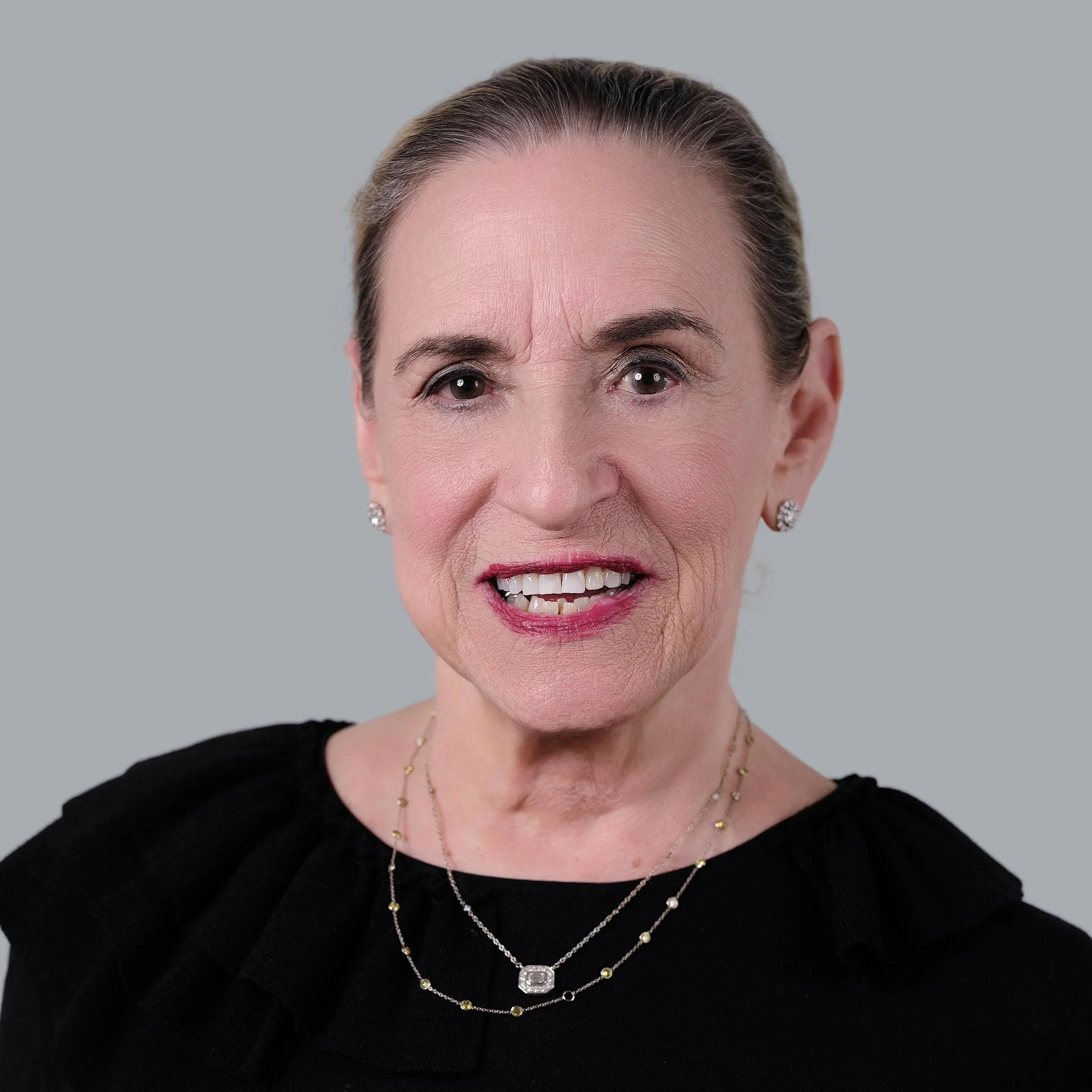 DENA HAMILBURG
