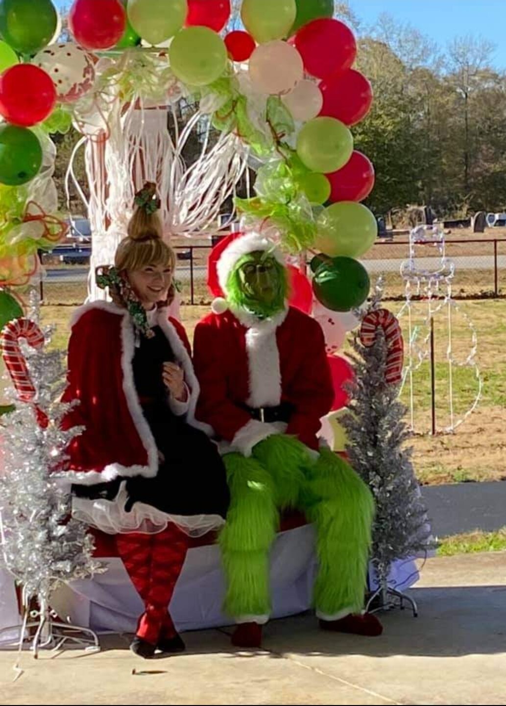Cindy Lou and Grinch.jpg