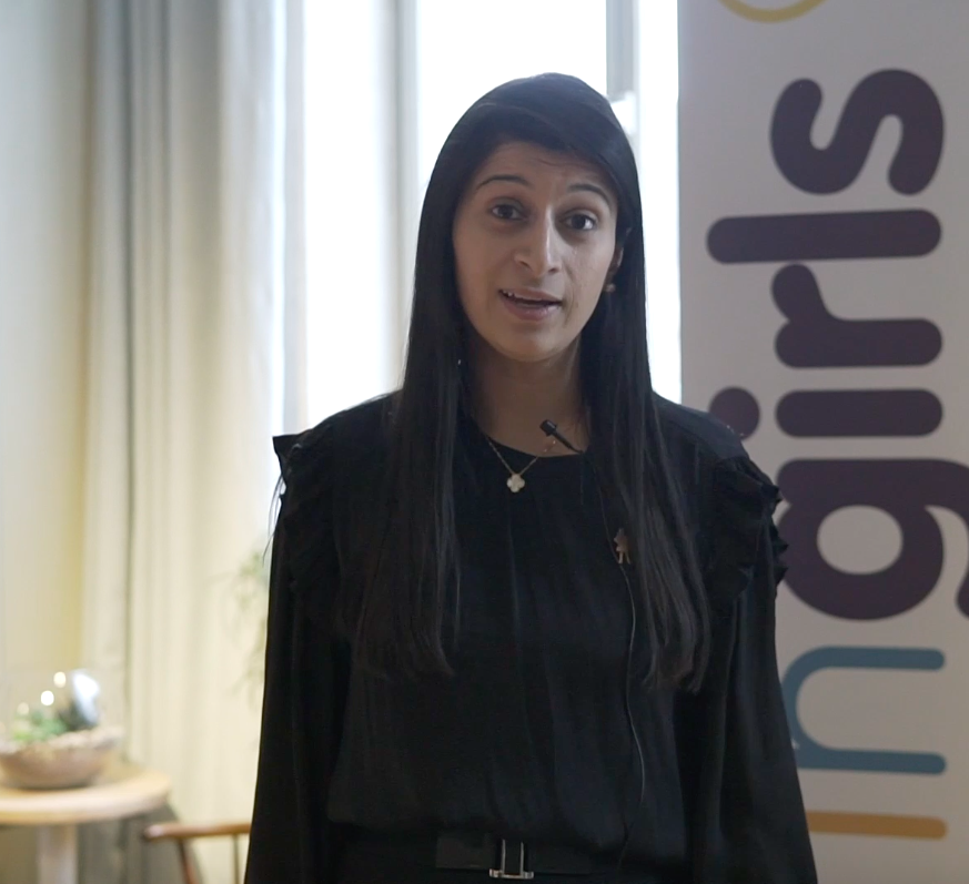 Gunjan Chauhan, Gestor de activos