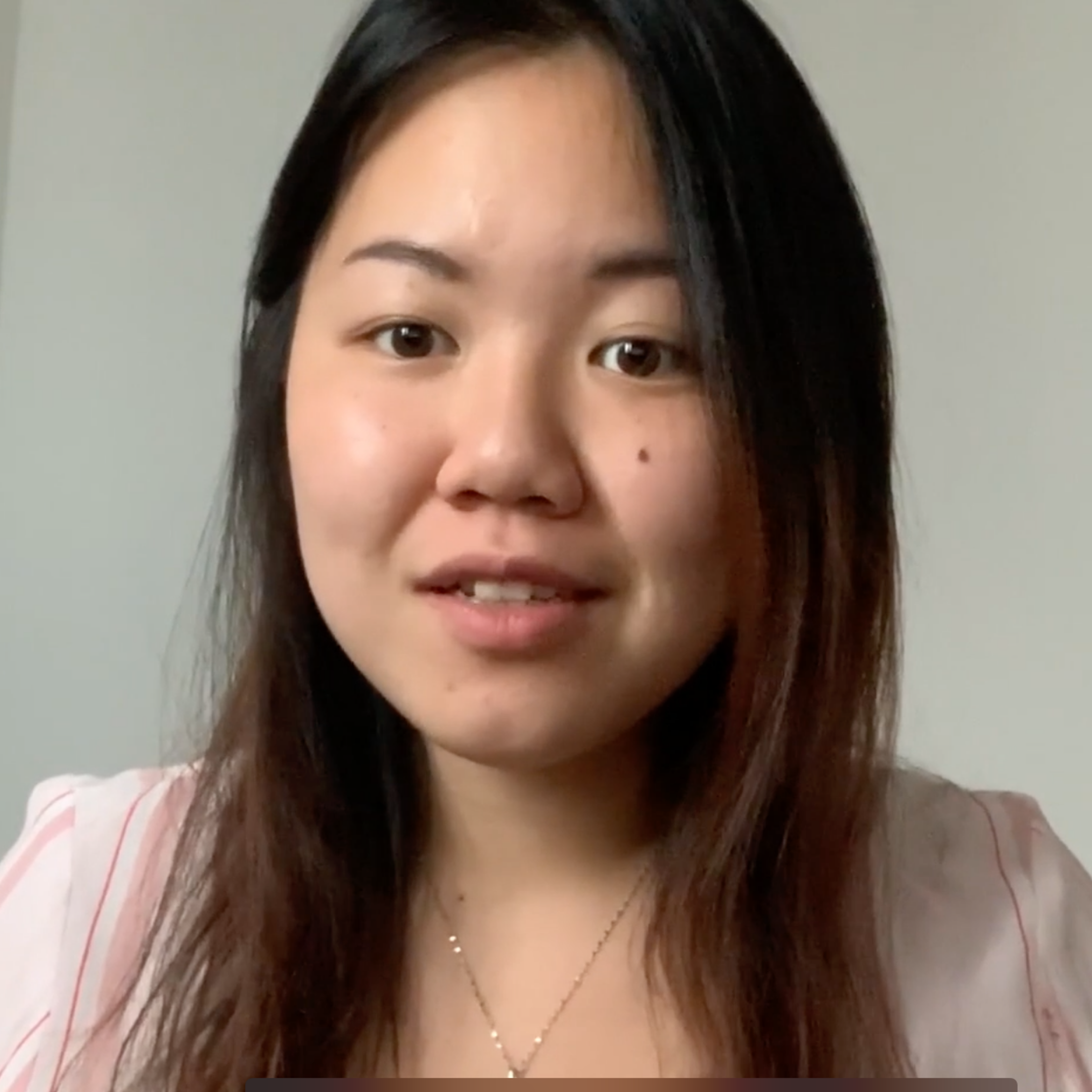 Li Xinyi, Service Specialist