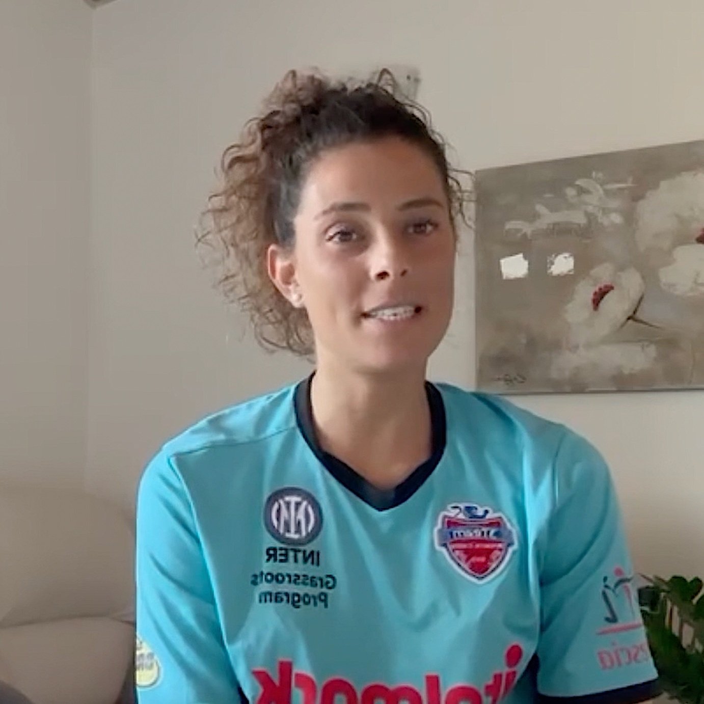 Eleonora Salamon, Calciatrice e Fisioterapista