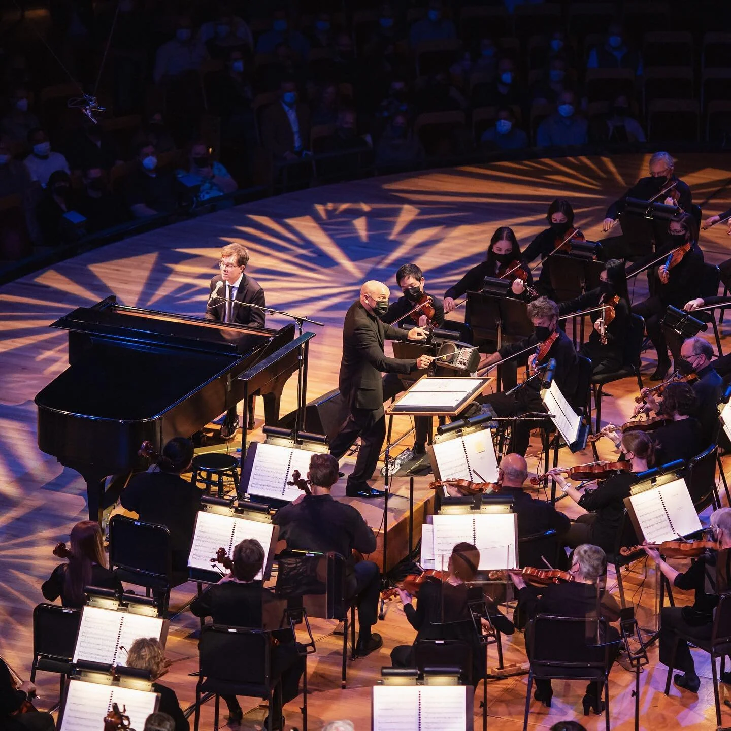 15 year old me that saw @actualbenfolds first orchestral concert with my hometown orchestra, the @wasymphonyorchestra , would never have believed that I&rsquo;d get the chance to conduct it! Couldn&rsquo;t have done it without the @coloradosymphony w