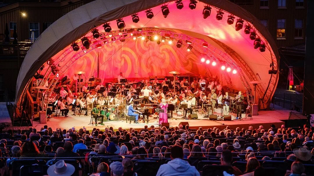 7/9 A hot debut with the @utahsymphony as part of the Deer Valley Music Festival with the American jazz band @hotsardines 
#debut #americana #collab

📸 Seth Ian