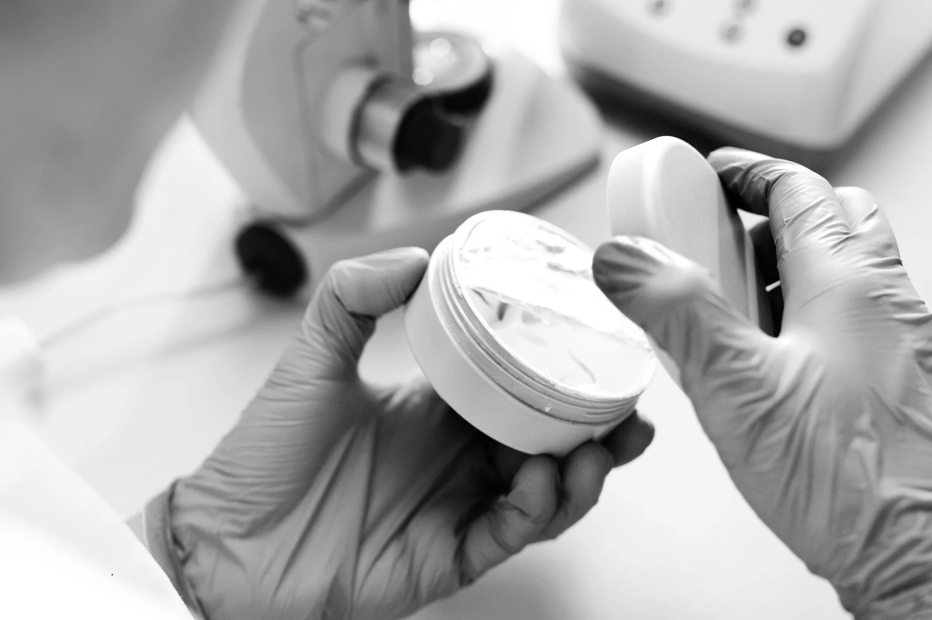 Essential Tests for Cosmetics in Mexico: Ensuring Safety and Quality