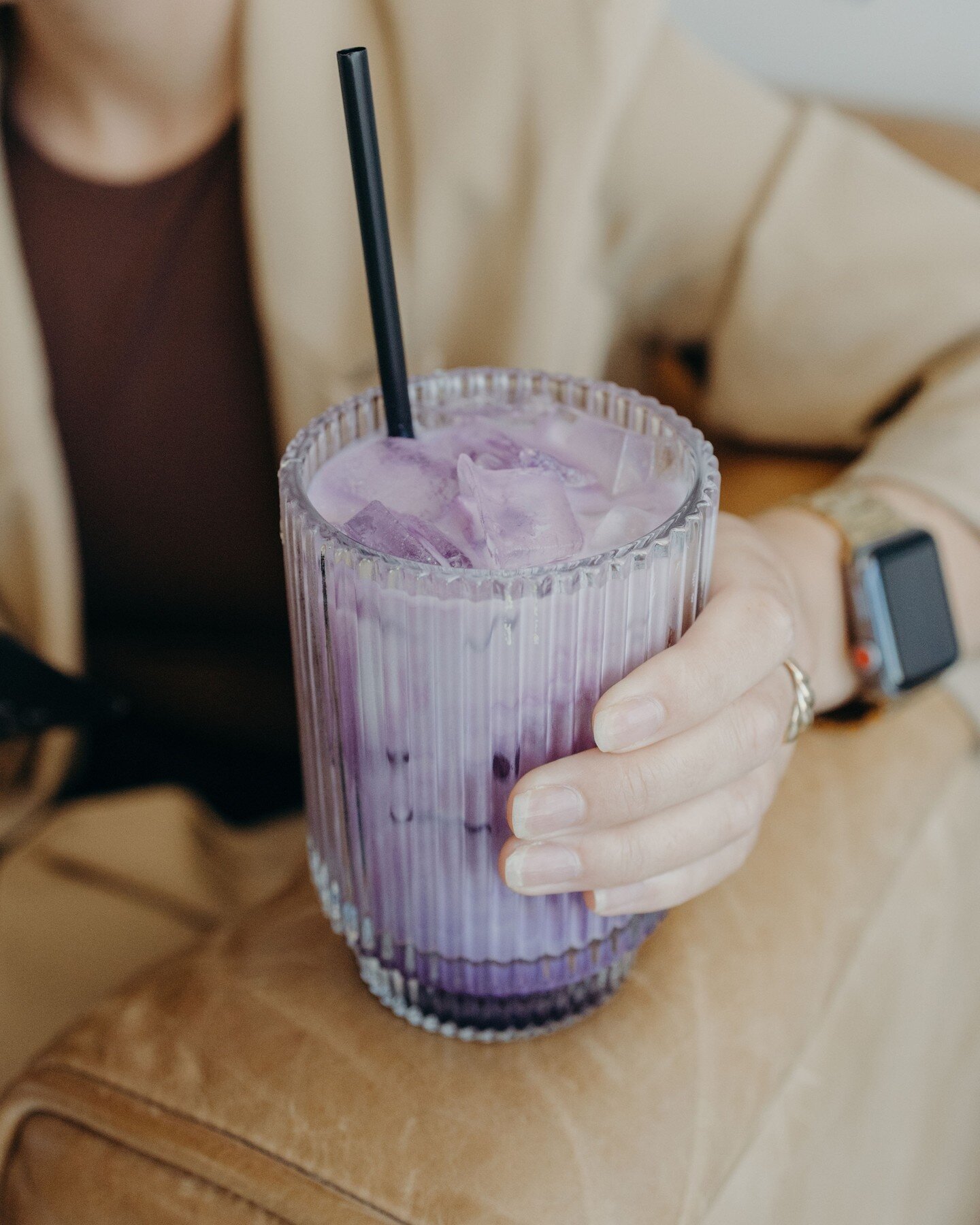 Secret menu? You can ask for Ube, but you can also ask for a Purple Haze (our classic Ube with a twist) 🟣⁠
⁠
⁠
Fun fact: Ube tea is a milk tea made with ube, a root vegetable also known as purple yam ⁠
⁠
⁠
⁠
⁠
⁠
#blackowned #tulsacoffeeshops #inclus