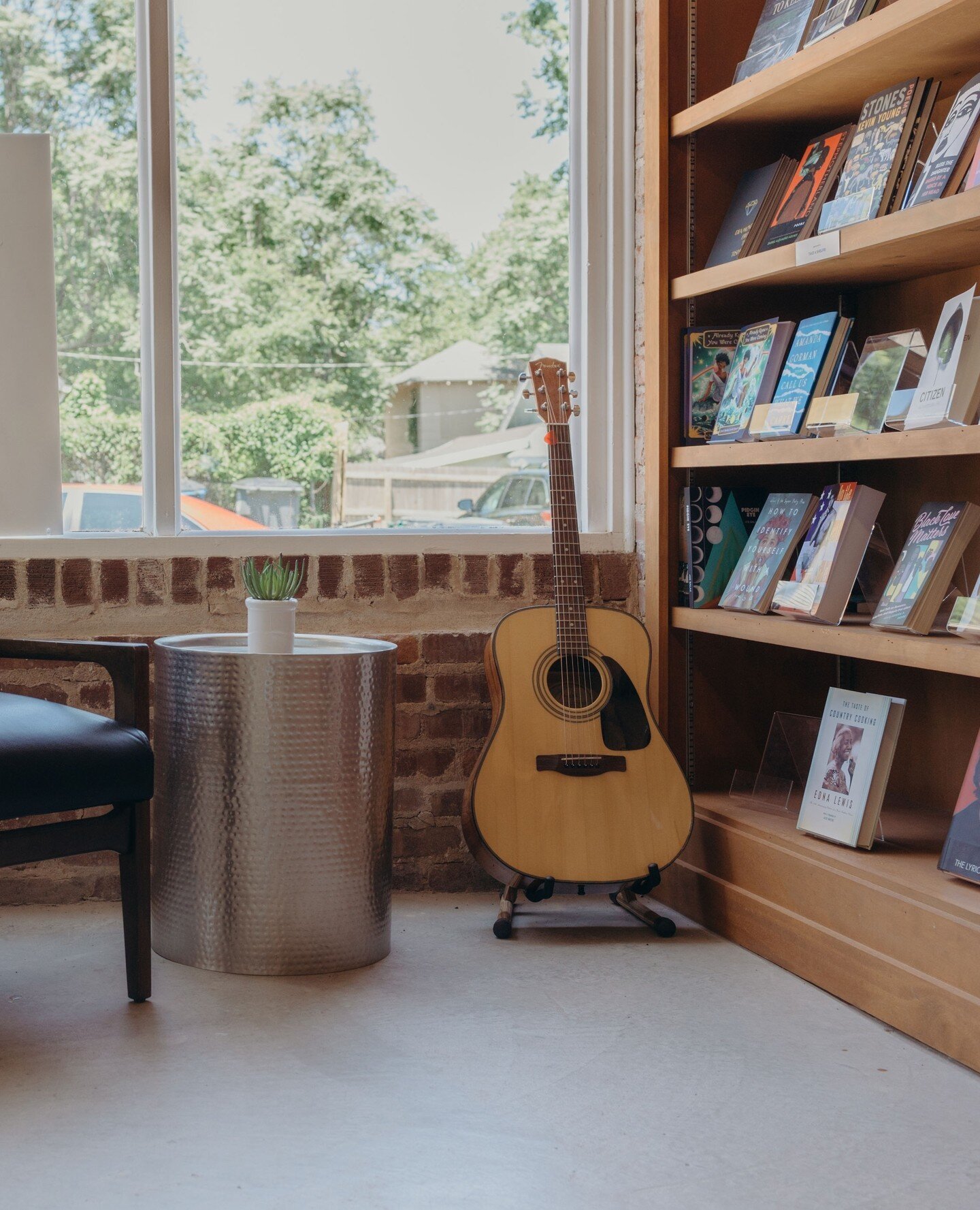 MISSING ALERT!!🚨🚨 ⁠
⁠
Y'all, we need help locating our beautiful guitar! It appears to be missing. If it accidentally sneaked inside your book on the way out please return it. We promise to not ask any questions... we all know how guitars can be. ⁠