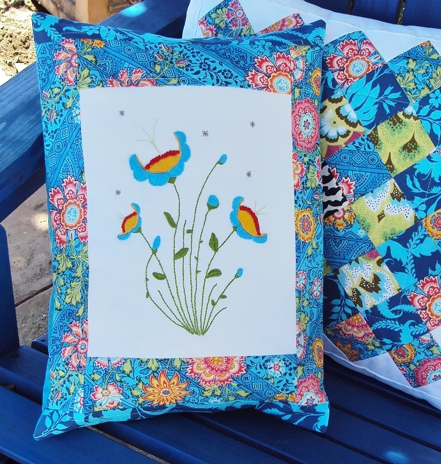 Folksy Flowers pillow.JPG