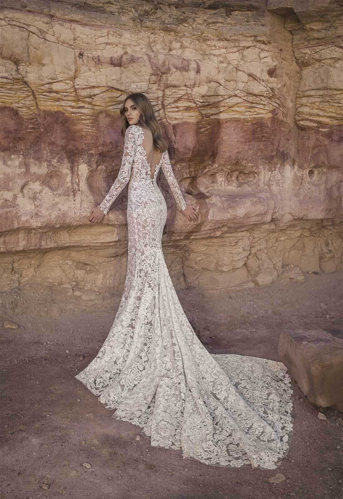  Pnina Tornai  Photo: Dvir Kahlon  Makeup: Ortal Elimeleh  Hair: Benjamin Ruimi 