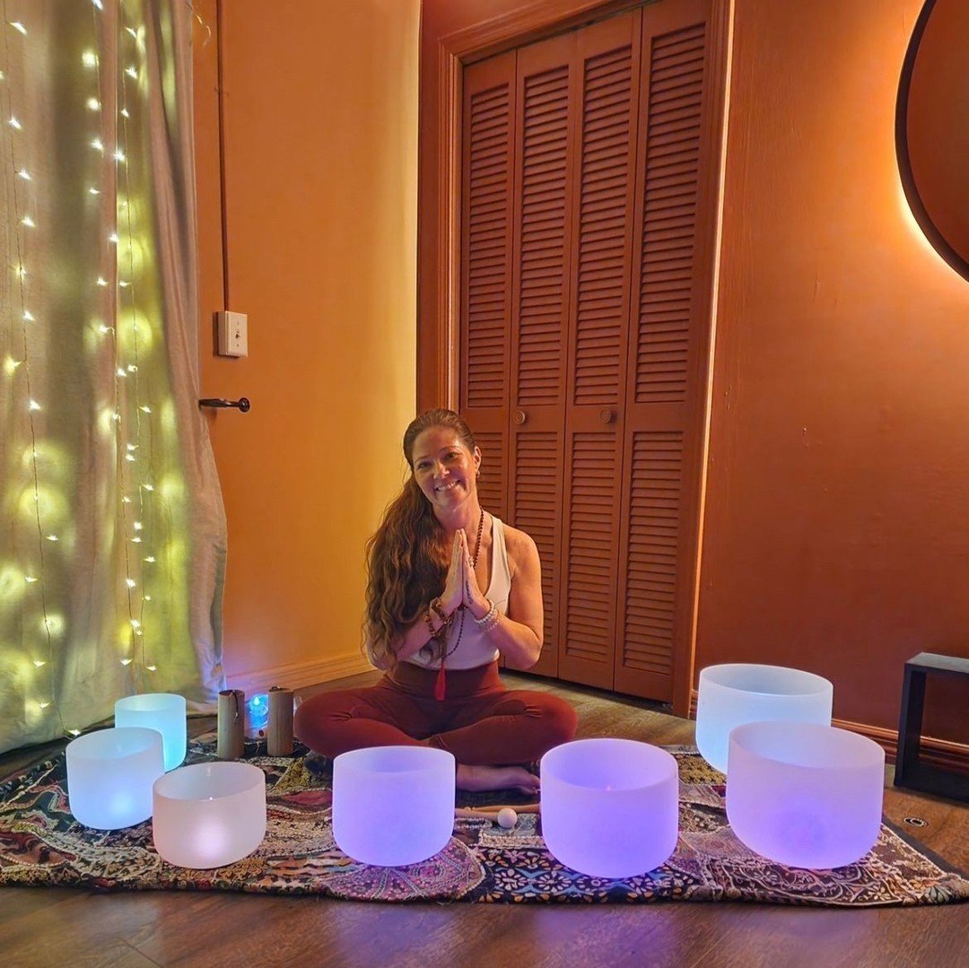 🌕✨ Elevate your Full Moon experience with Angela's Full Moon Sound Bath! 🎶

🧘&zwj;♀️ Dive deep into relaxation as soothing vibrations from crystal bowls wash over you, guiding you to a state of inner peace and harmony. 🌊

This sound bath offers a