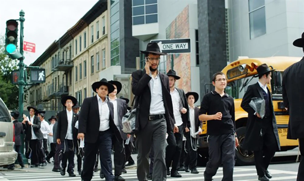 Jews were violently mugged Monday morning in three separate incidents that took place on streets in Williamsburg, Brooklyn, CBS New York reported. Photo Credit: Flash 90
