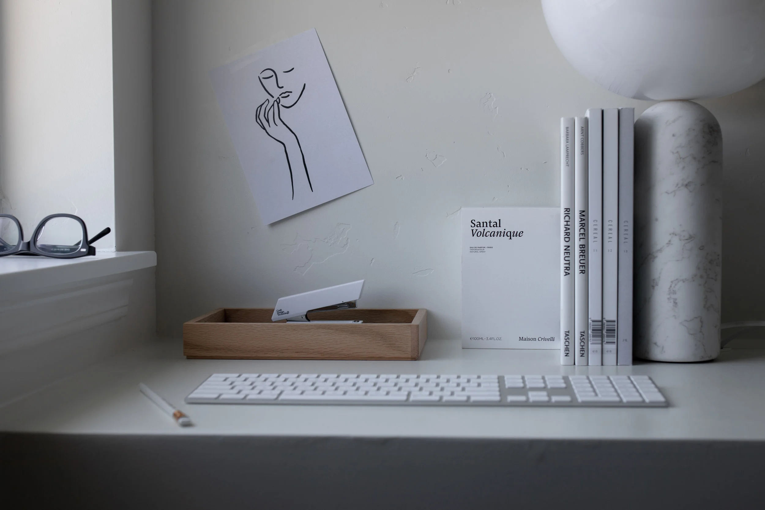 Desk Details