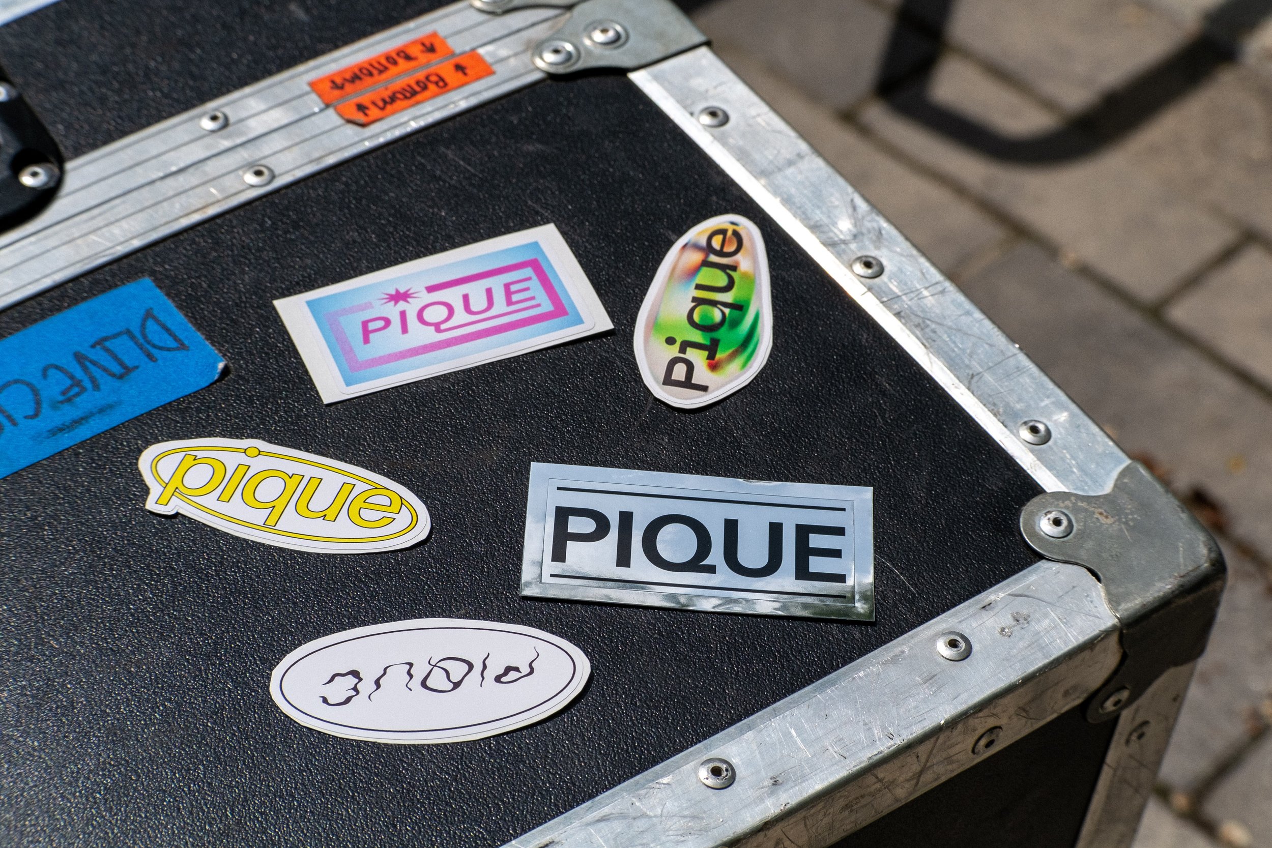 Sticker pack merch Pique 20_2.jpg
