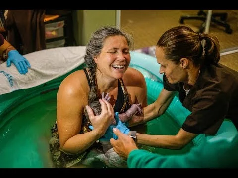 Home Birth Water Birth! 46 Year Old Mama Has Her 13th Child!!