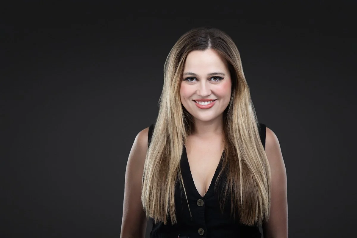 Alyssa Brown Hair Stylist 2.jpg