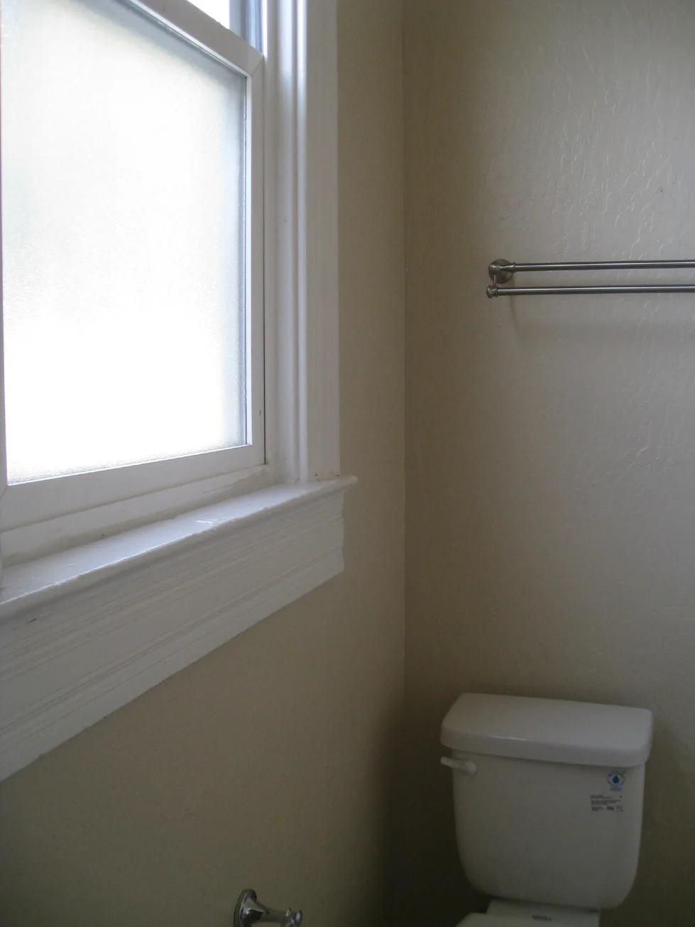 20146thBath1.jpg
