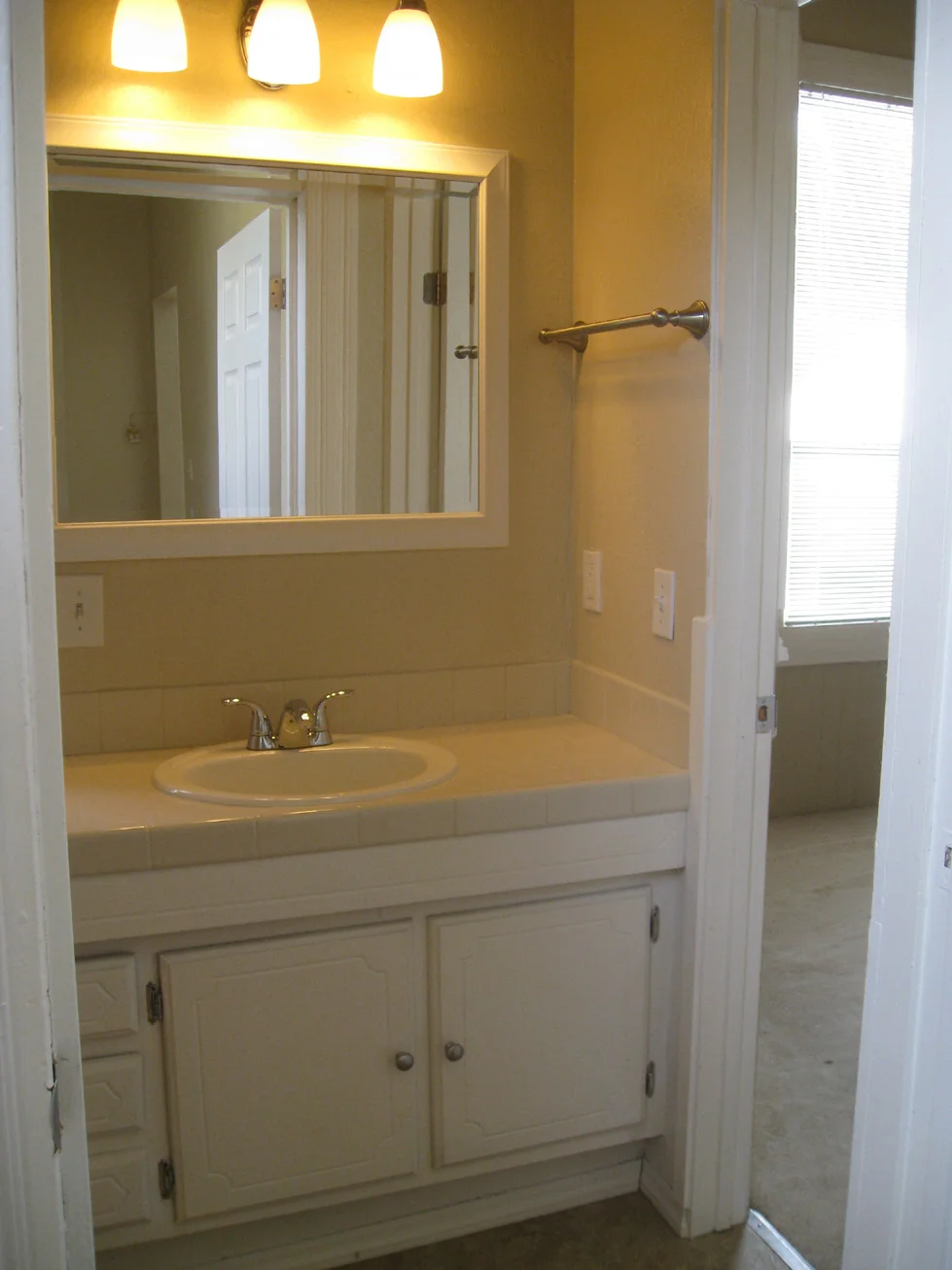 20146thBath4.jpg