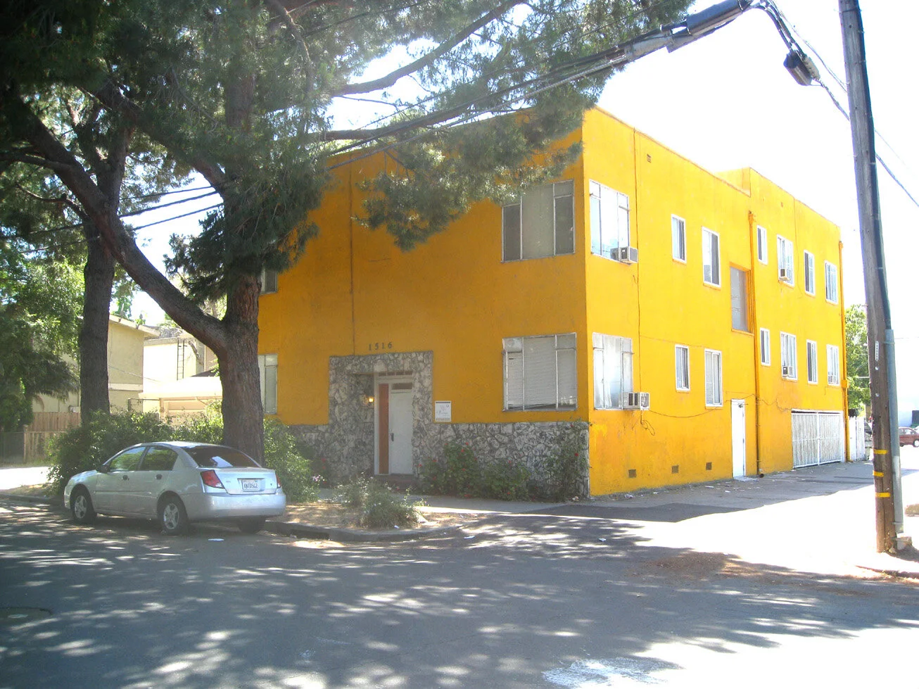 1516 22nd #8 Large One Bedroom Apartment - $1345