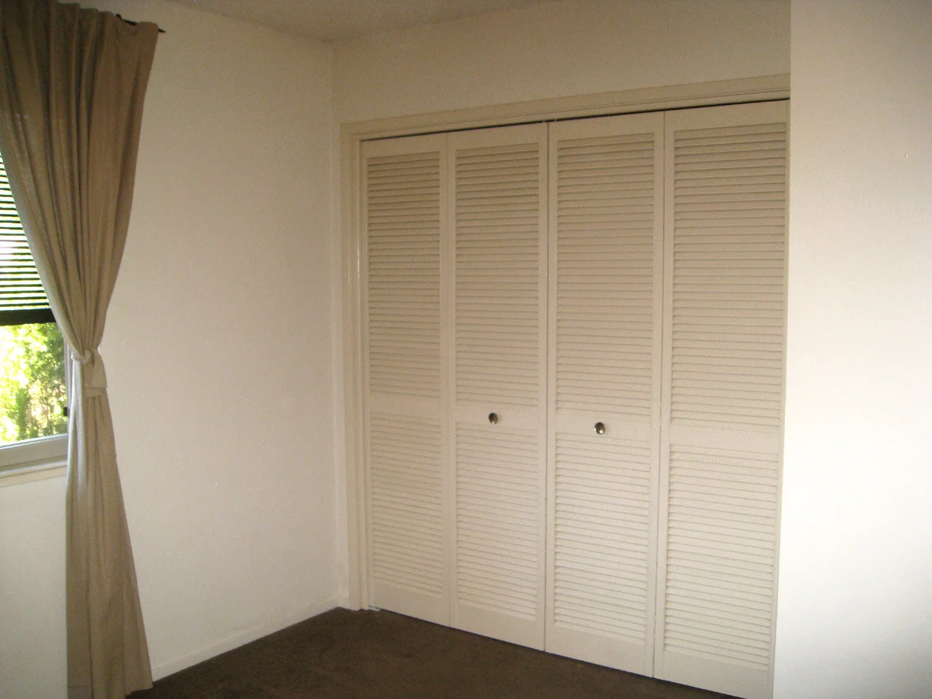 2112TStreetBed12.jpg