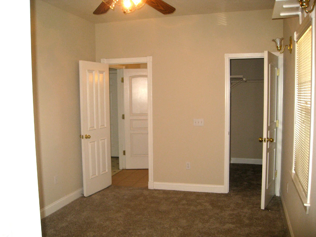 1221Fst3Bed2.jpg