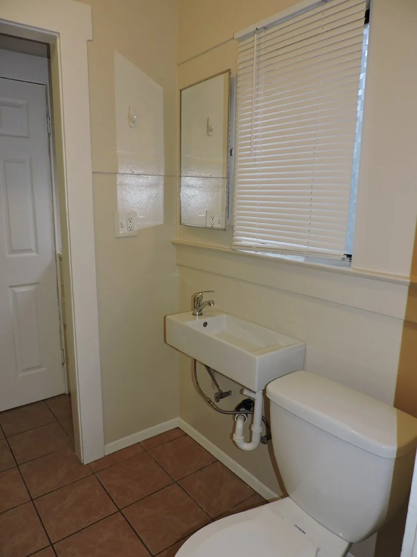 111522ndSt1Int10.jpg