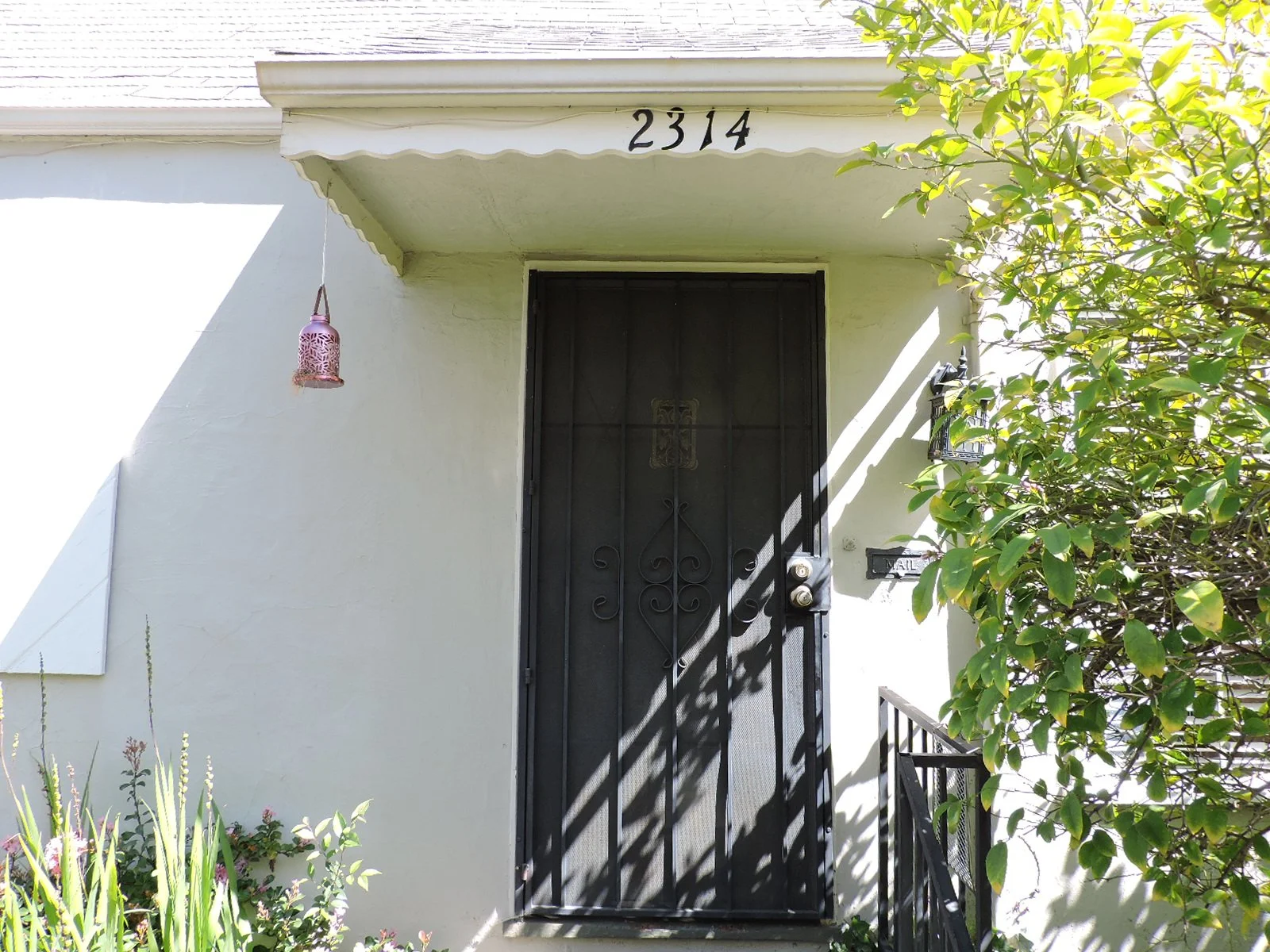 2314CastroFrontDoor.JPG