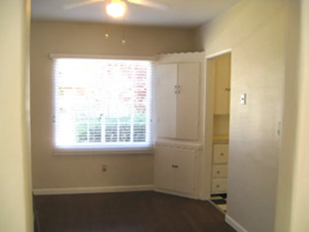 2316CastroDin.jpg