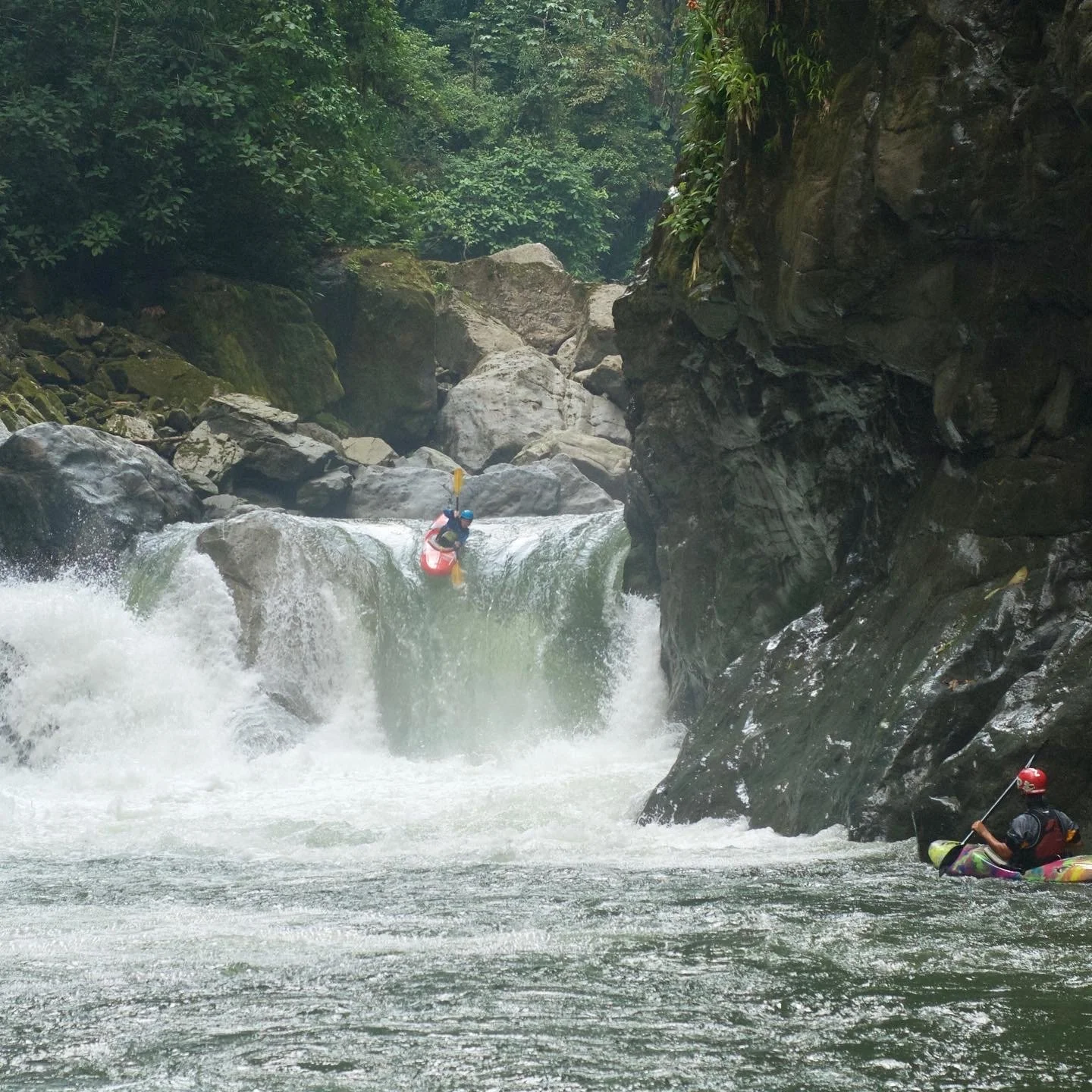 Is it safe to travel to Ecuador 2025?