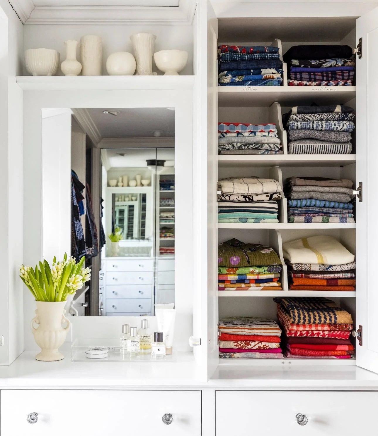 Still one of our favorites. The thoughtful design, intentional storage + incredible wardrobe. That&rsquo;s a recipe for unforgettable. ✨