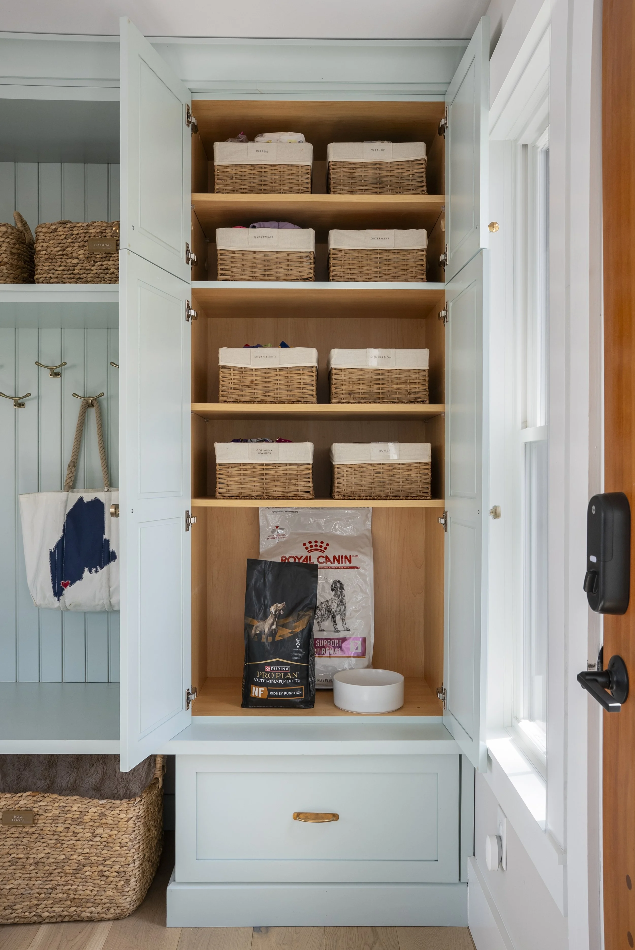 maine mudroom organization