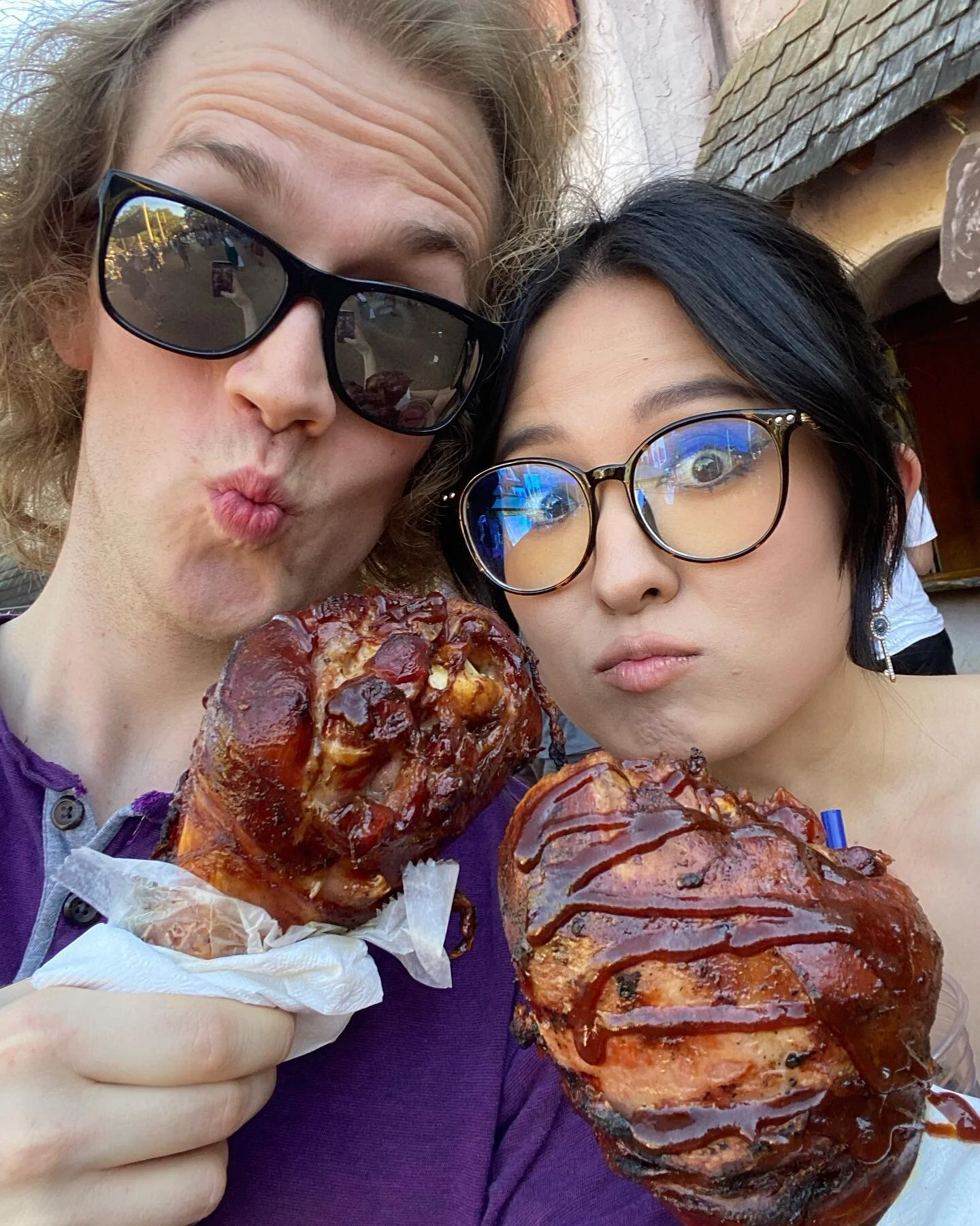 When I tell you that this giant turkey leg tasted like ham&hellip; it tasted like ham. 🍗➡️🥓 
David surprised me with a trip to the #renaissancefestival and we had a blast! ❤️
