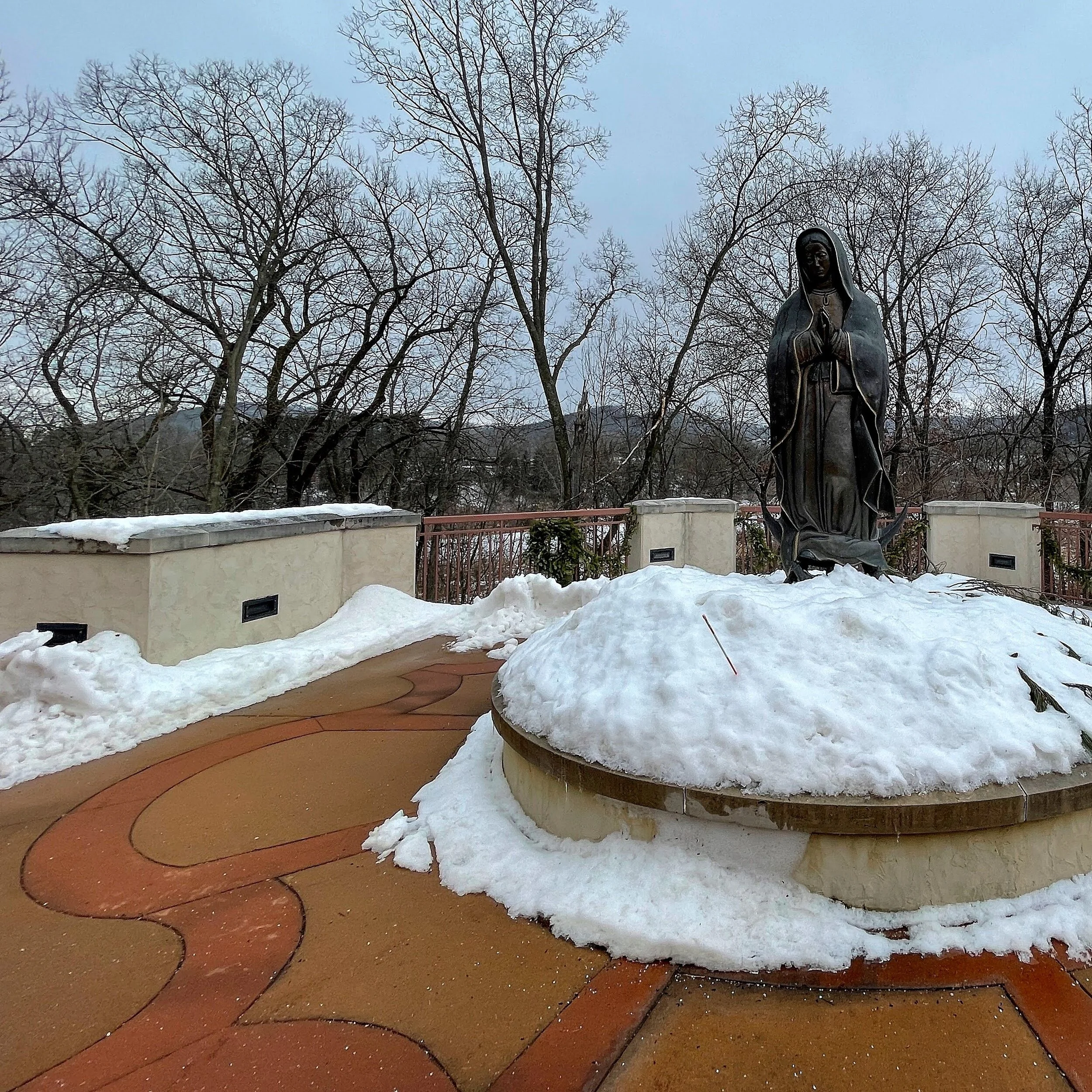 ShrineOfTheVirgin (5 of 46).jpg