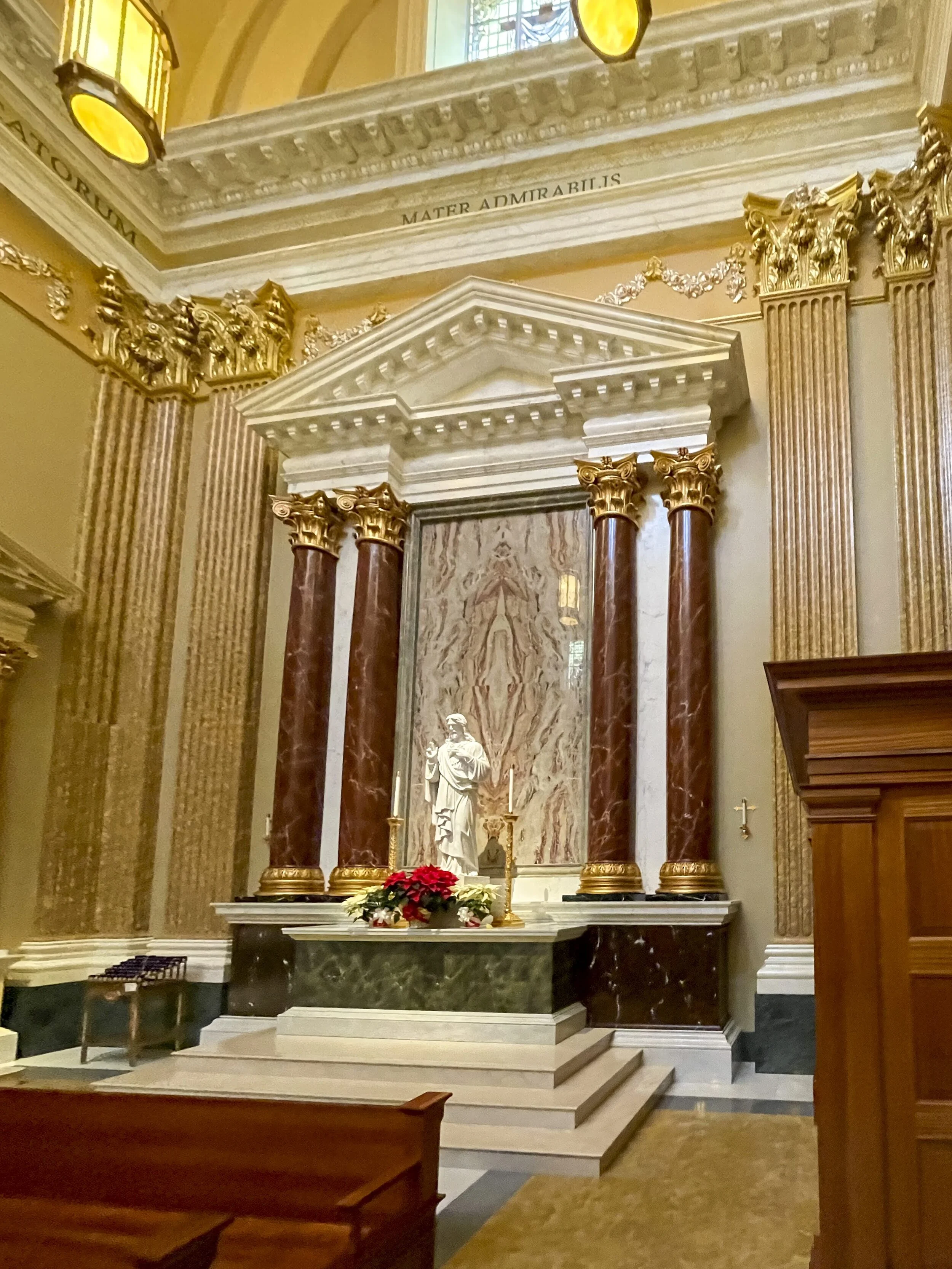 ShrineOfTheVirgin (28 of 46).jpg